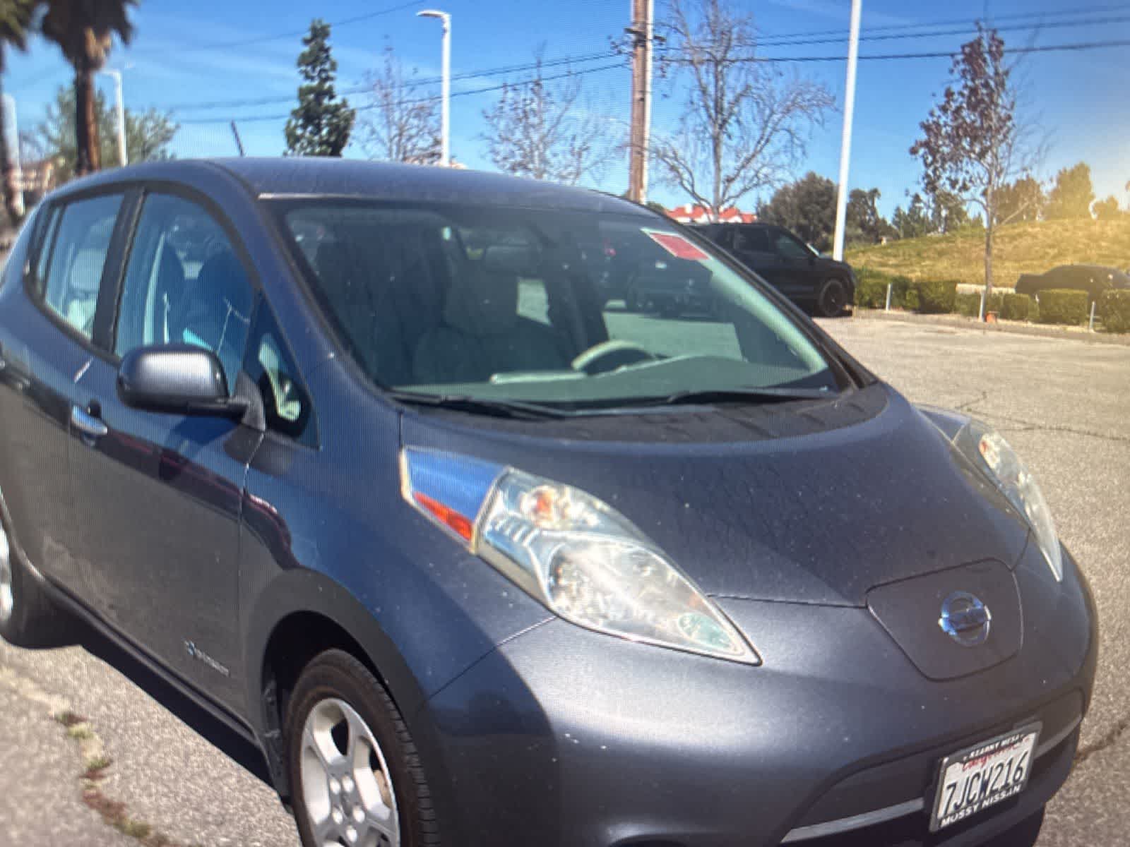 Thumbnail: 2015 Nissan Leaf - 7