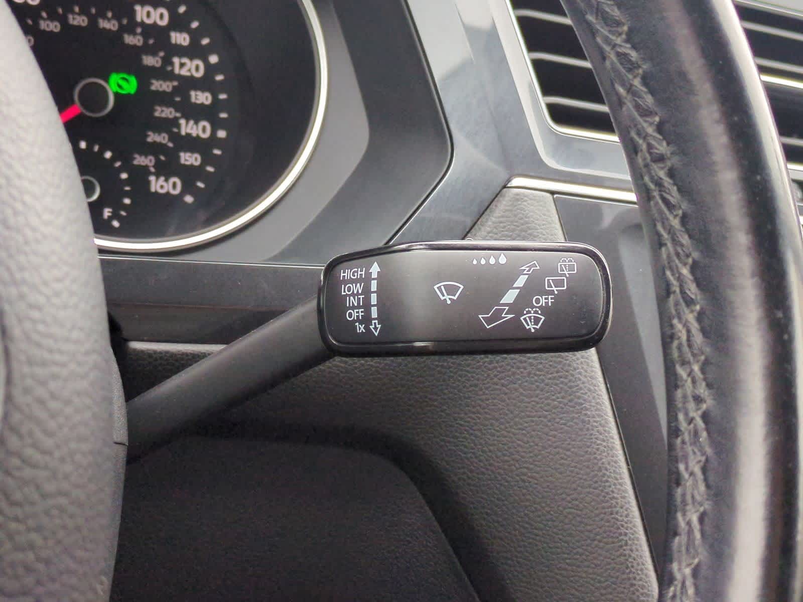 Thumbnail: 2019 Volkswagen Tiguan - 27