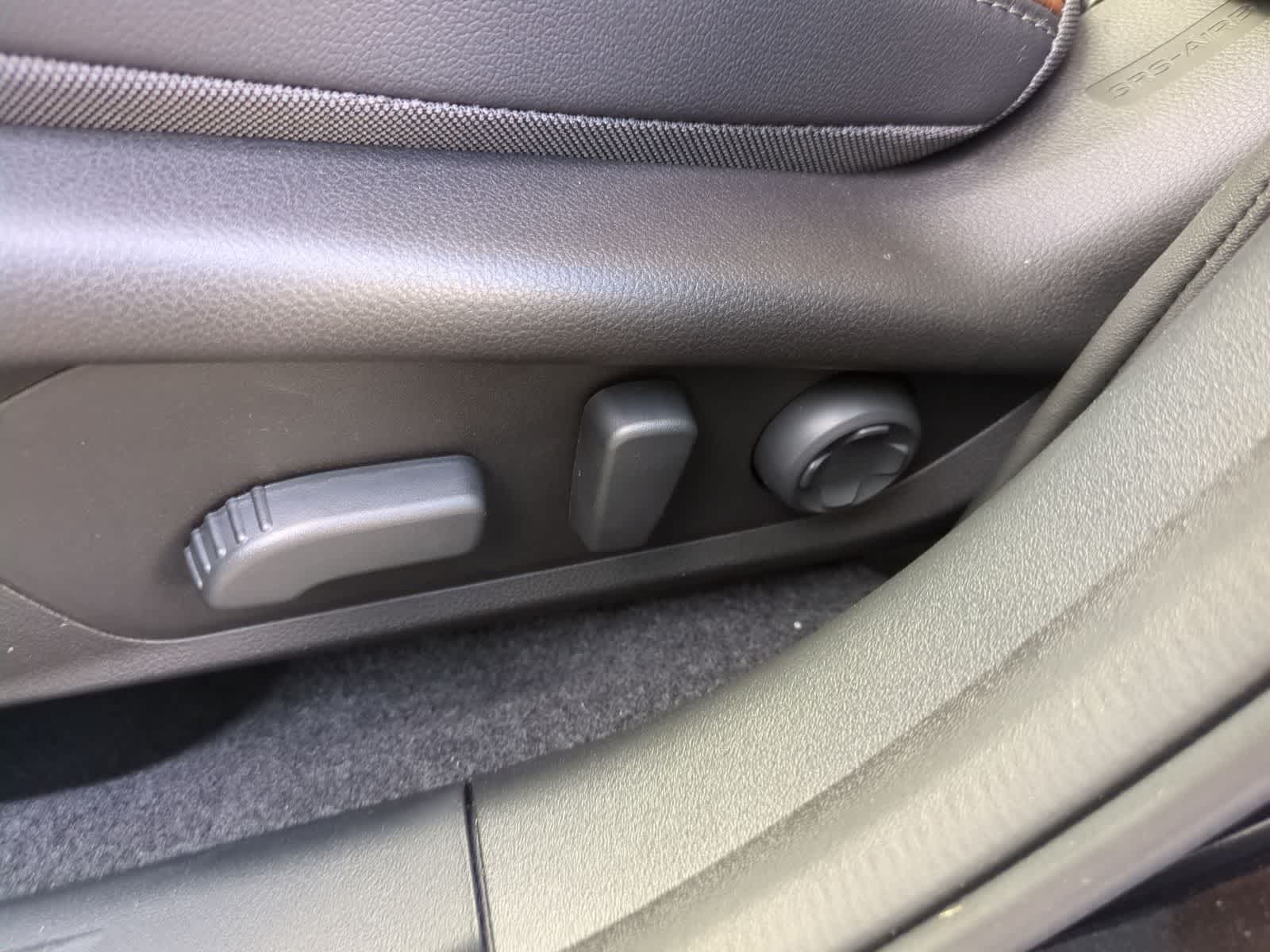 Thumbnail: 2026 Subaru Outback - 18