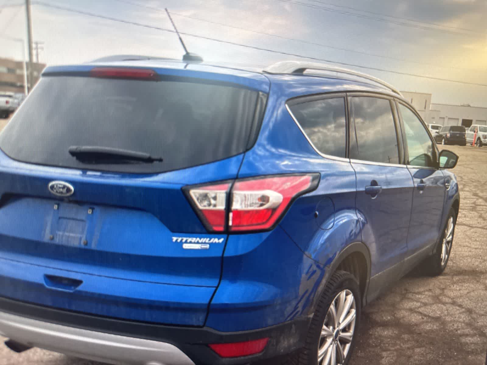 Thumbnail: 2017 Ford Escape - 5