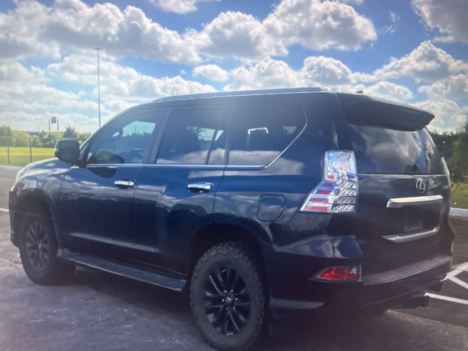 Thumbnail: 2022 Lexus GX - 3