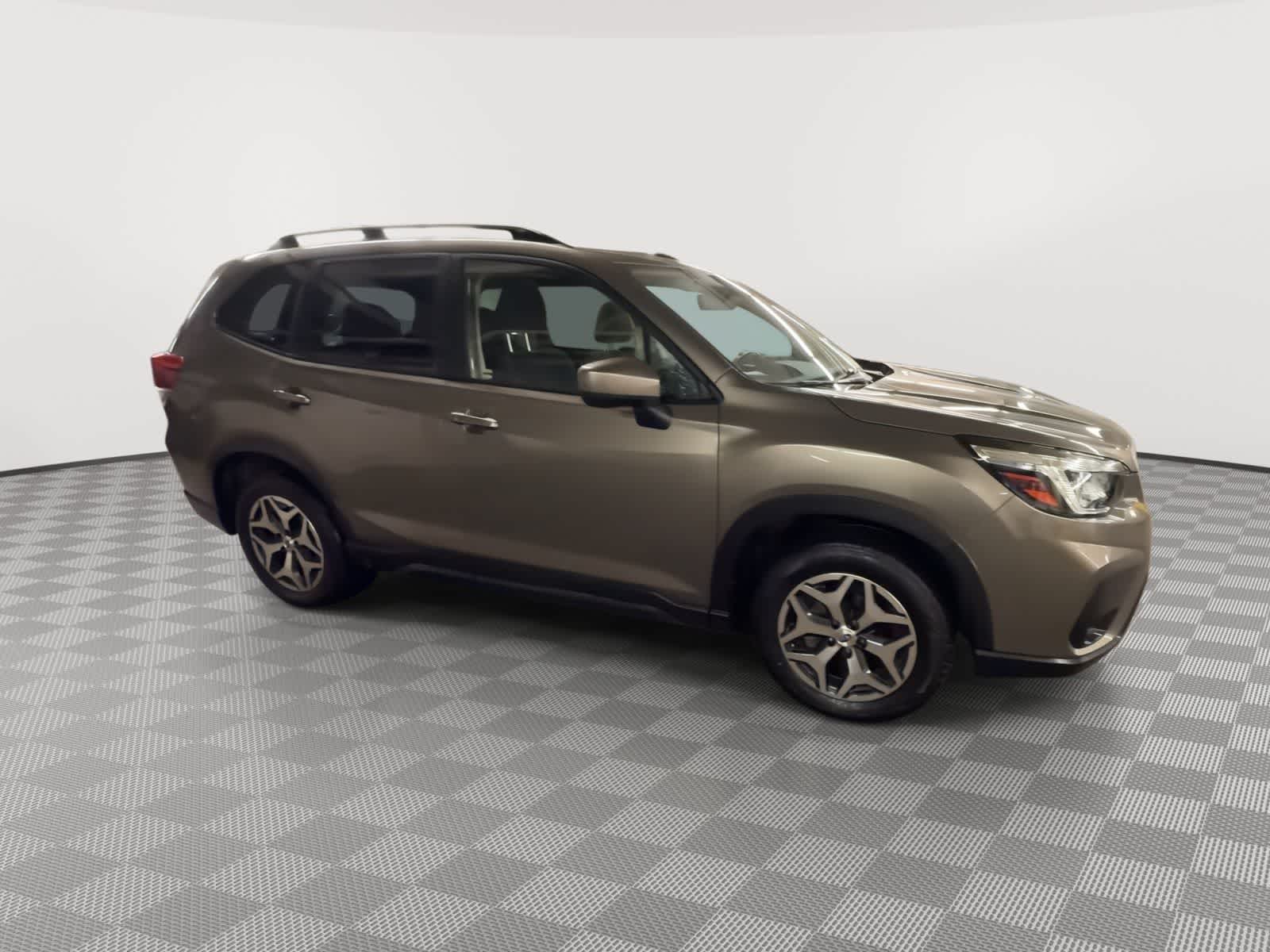 Thumbnail: 2020 Subaru Forester - 9