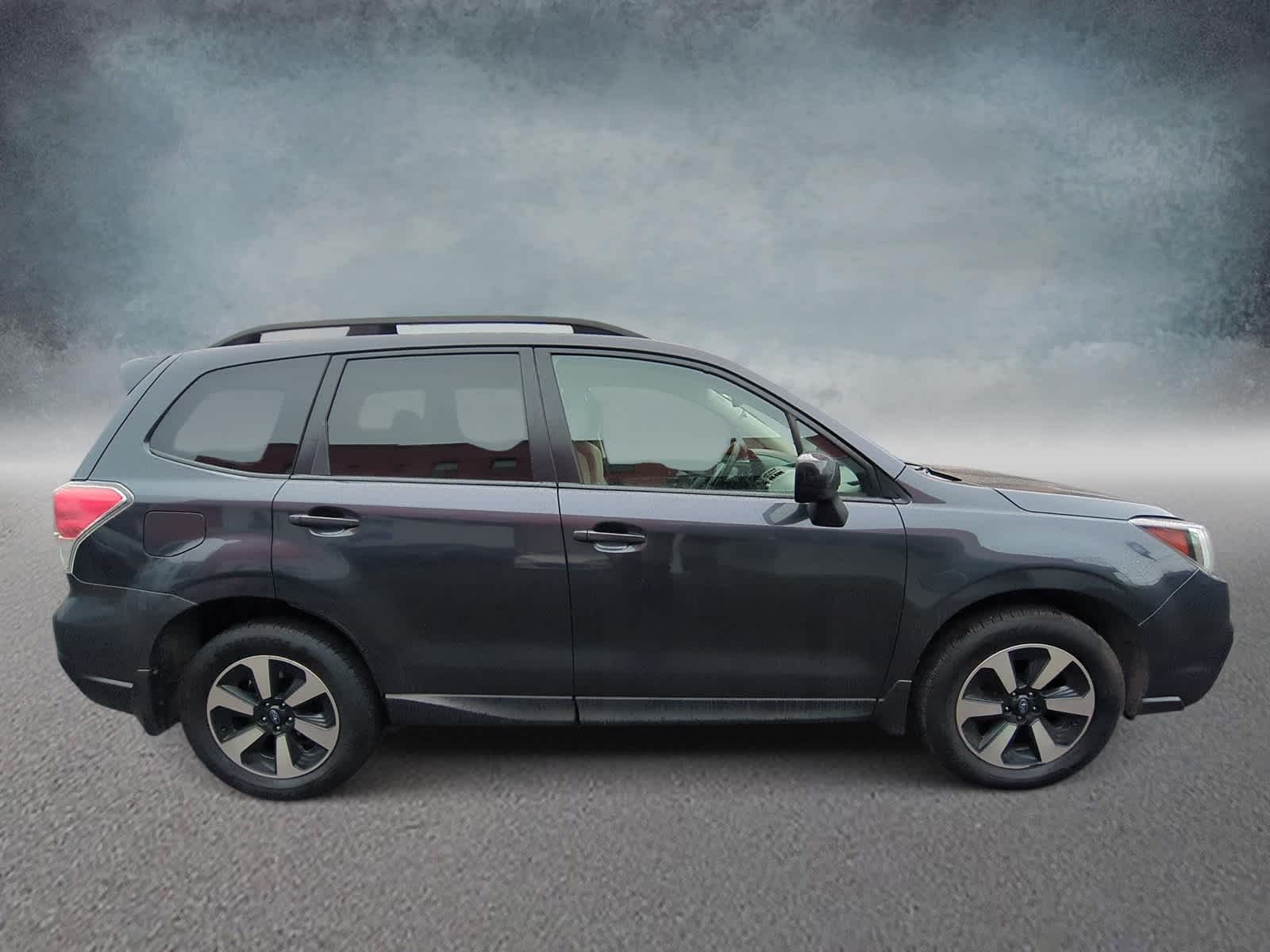 Thumbnail: 2017 Subaru Forester - 9