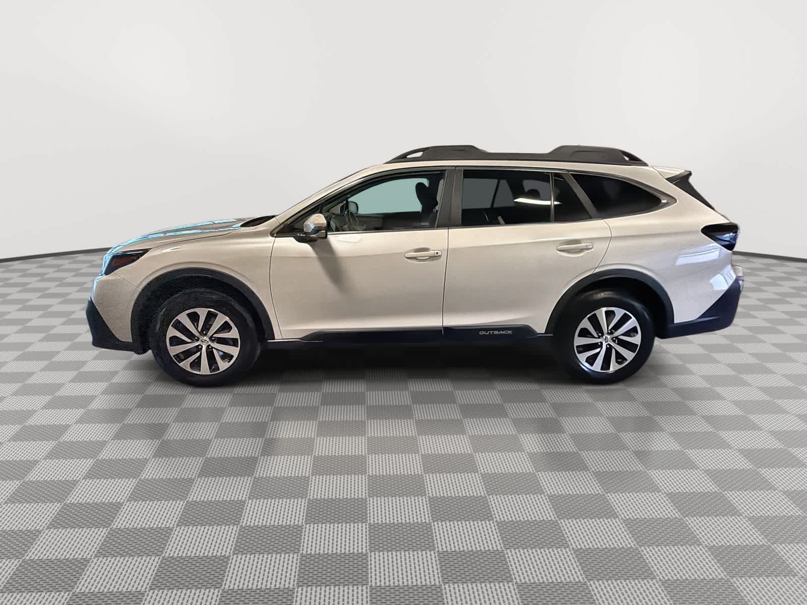 Thumbnail: 2022 Subaru Outback - 5
