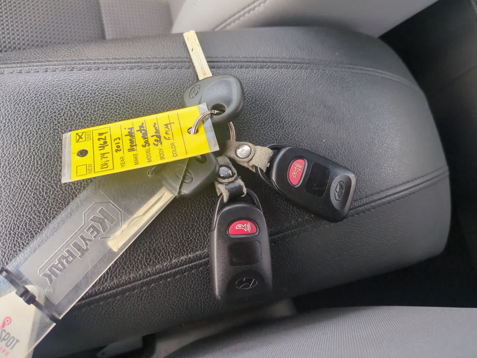 Thumbnail: 2013 Hyundai Sonata - 32