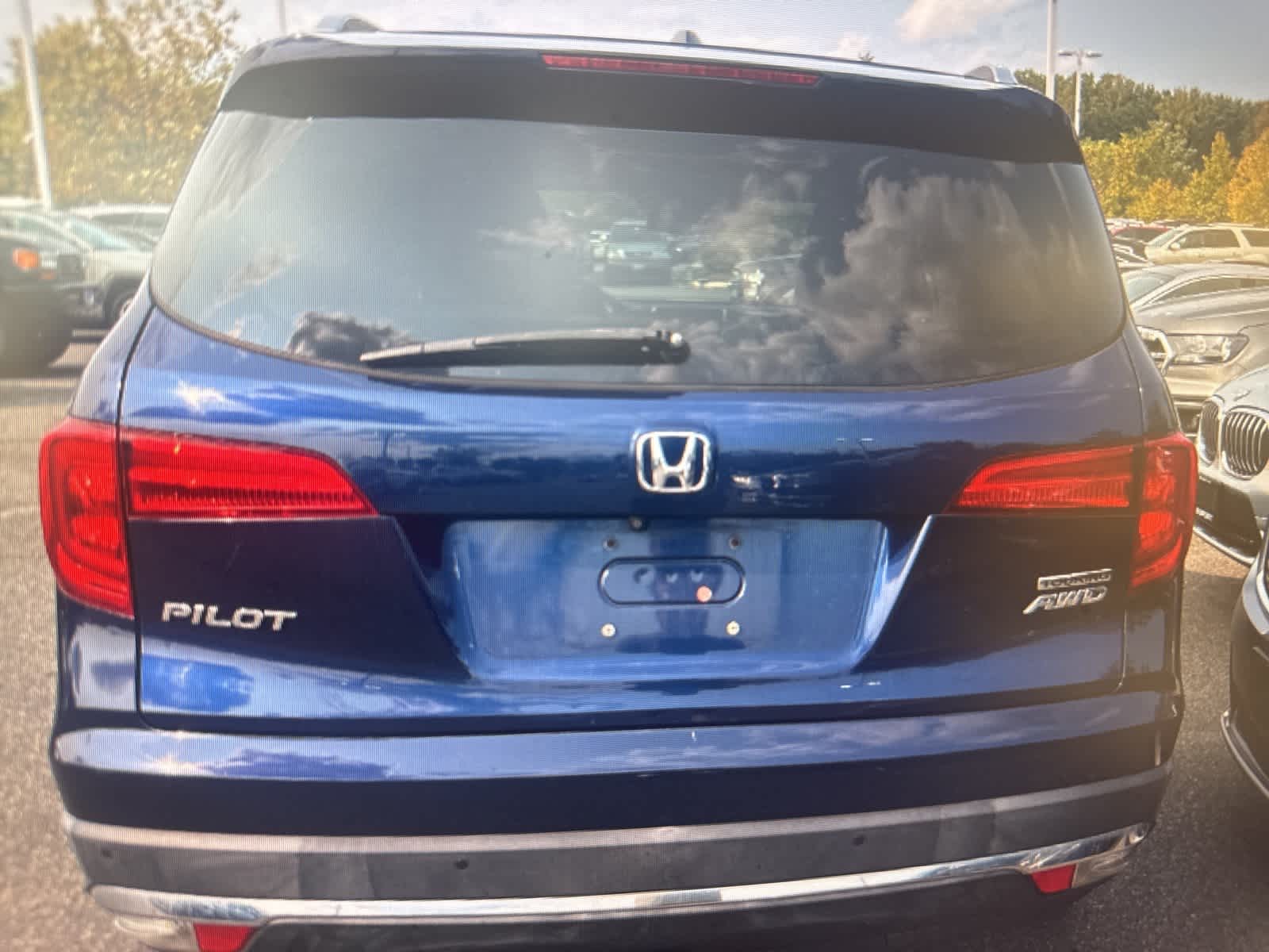 2018 Honda Pilot Touring photo 3