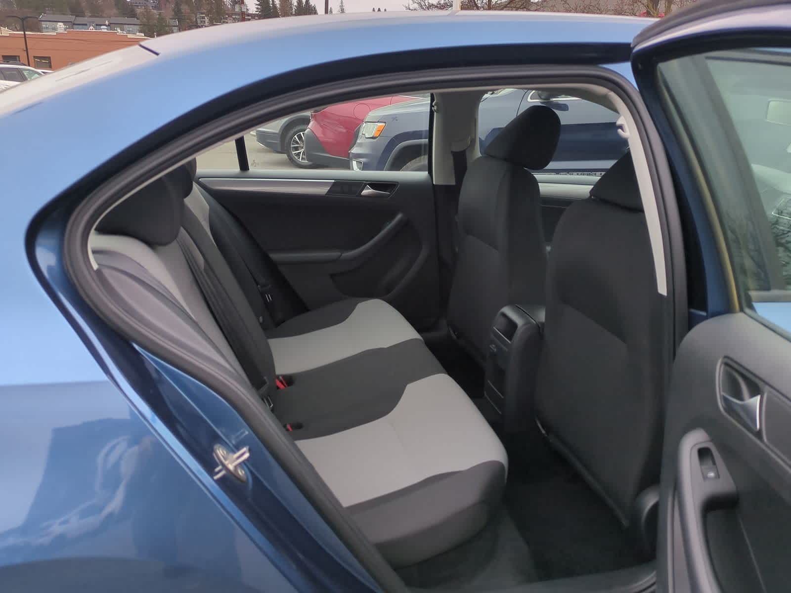 Thumbnail: 2018 Volkswagen Jetta - 21