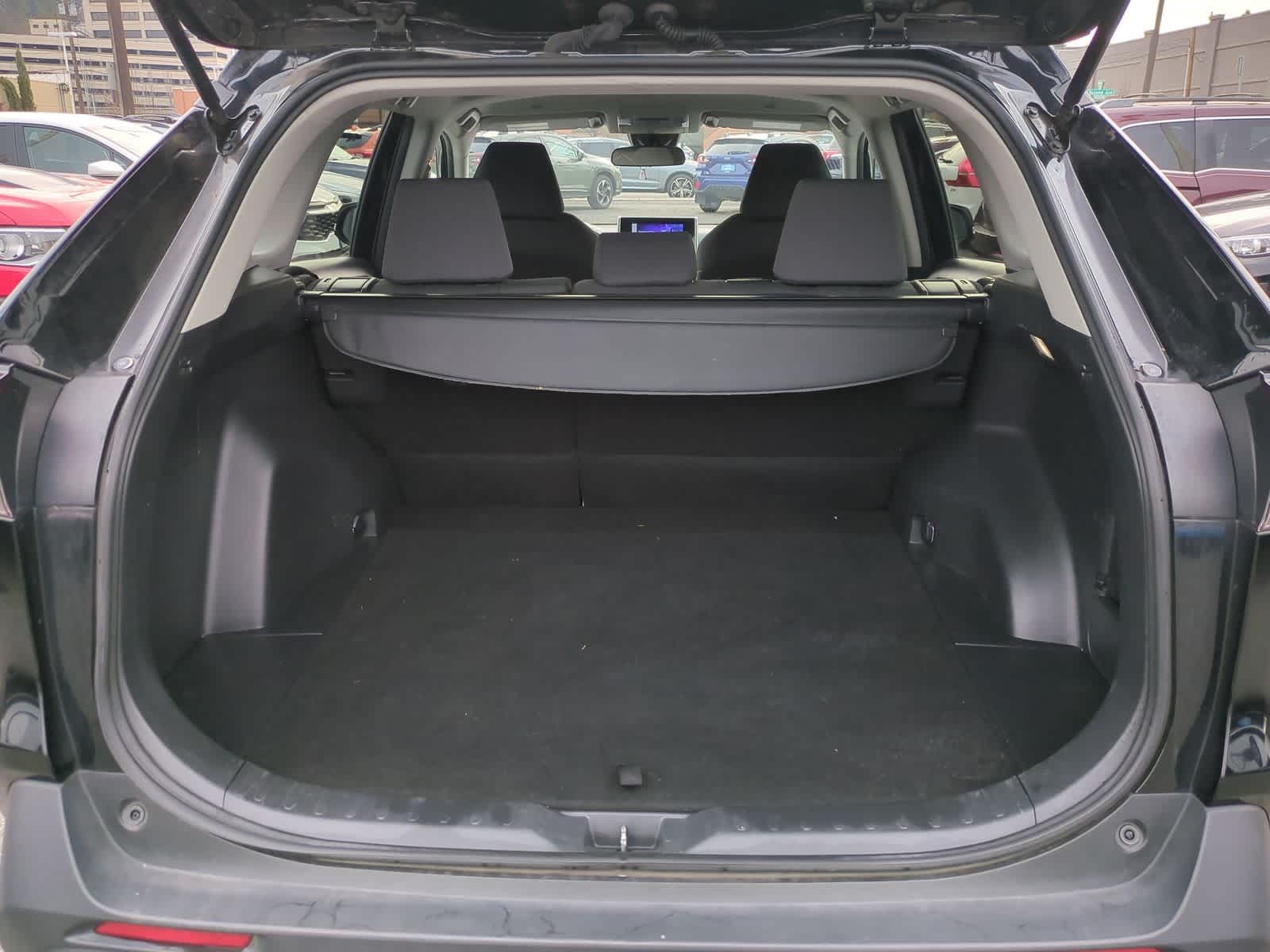 Thumbnail: 2024 Toyota RAV4 - 33