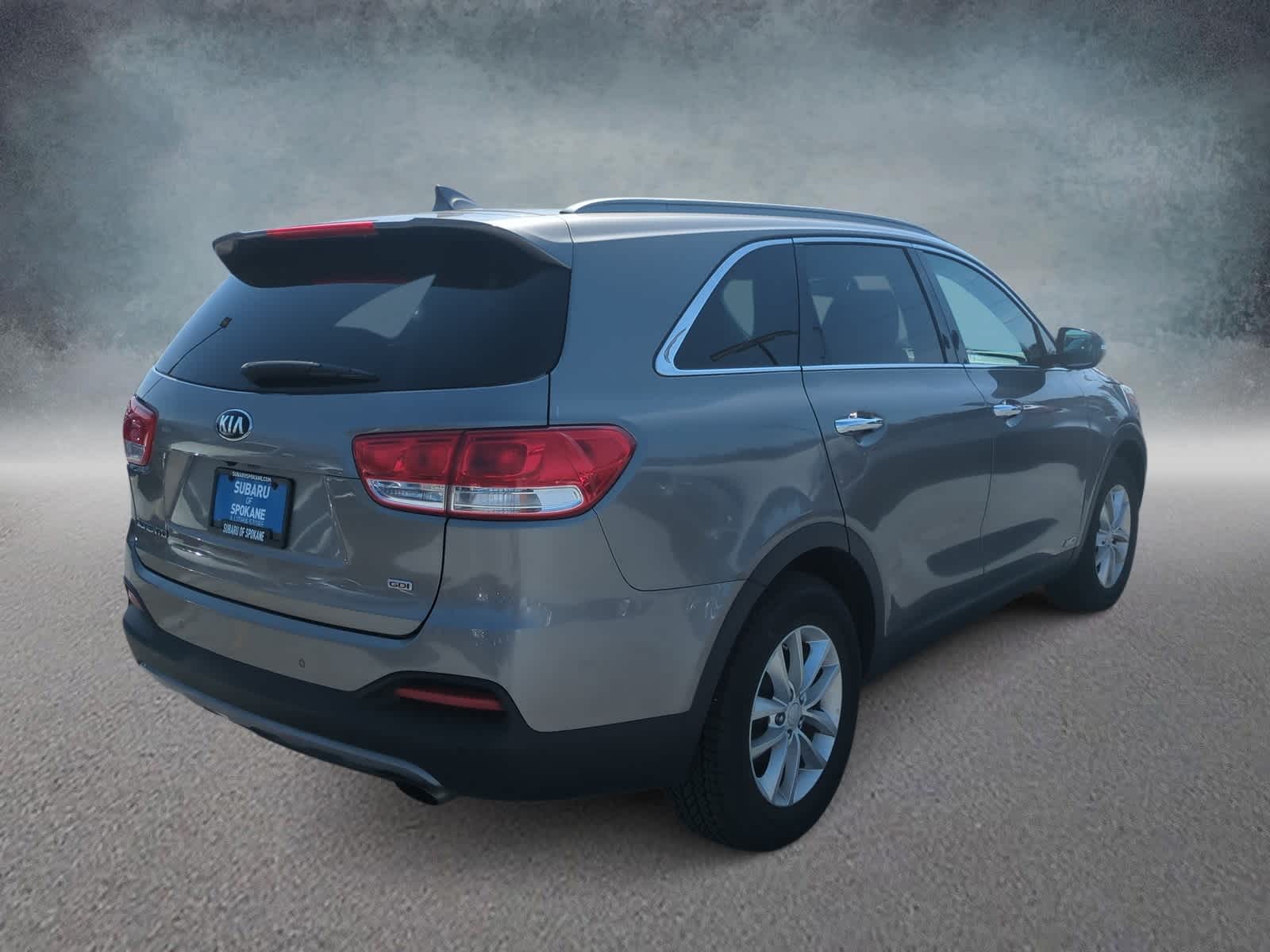 Thumbnail: 2016 Kia Sorento - 8