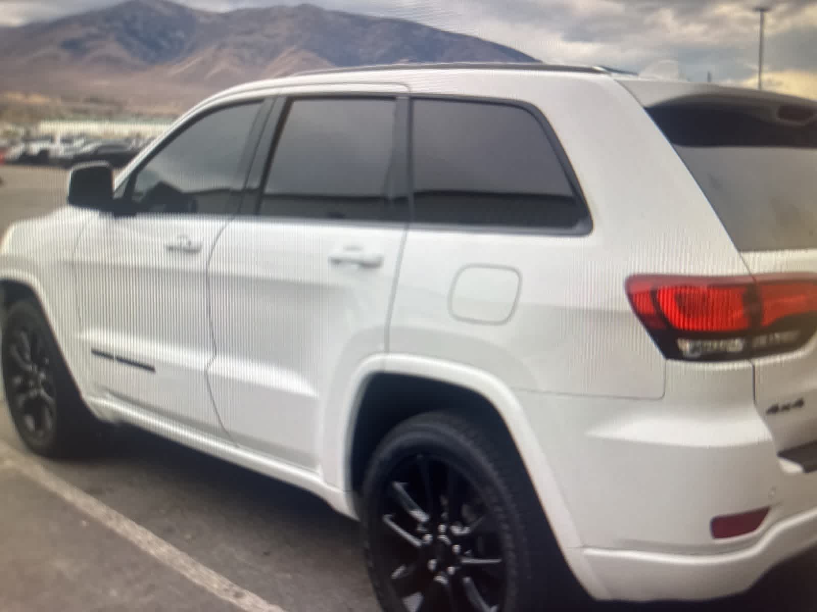 Thumbnail: 2021 Jeep Grand Cherokee - 7