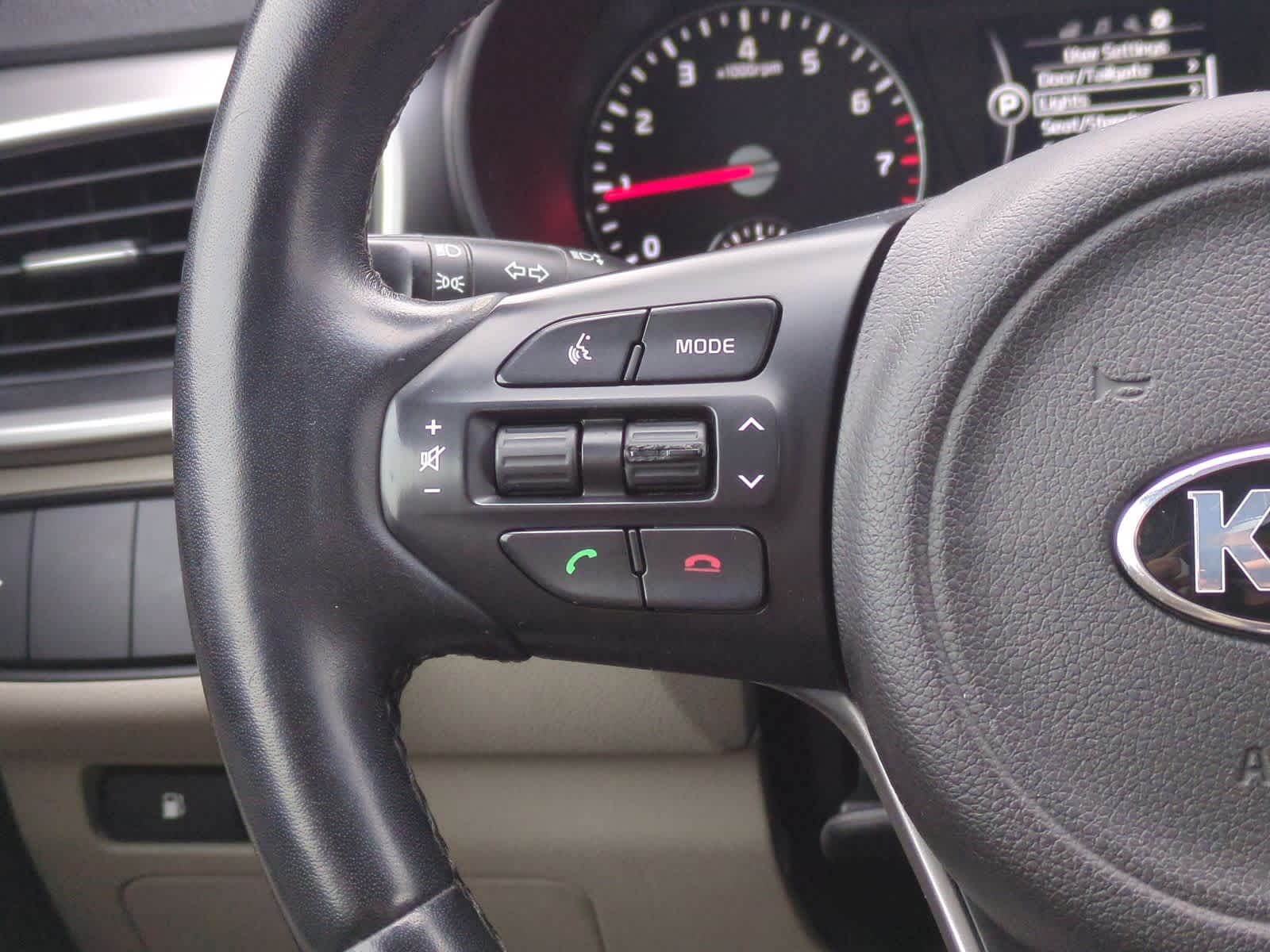 Thumbnail: 2017 Kia Sorento - 24