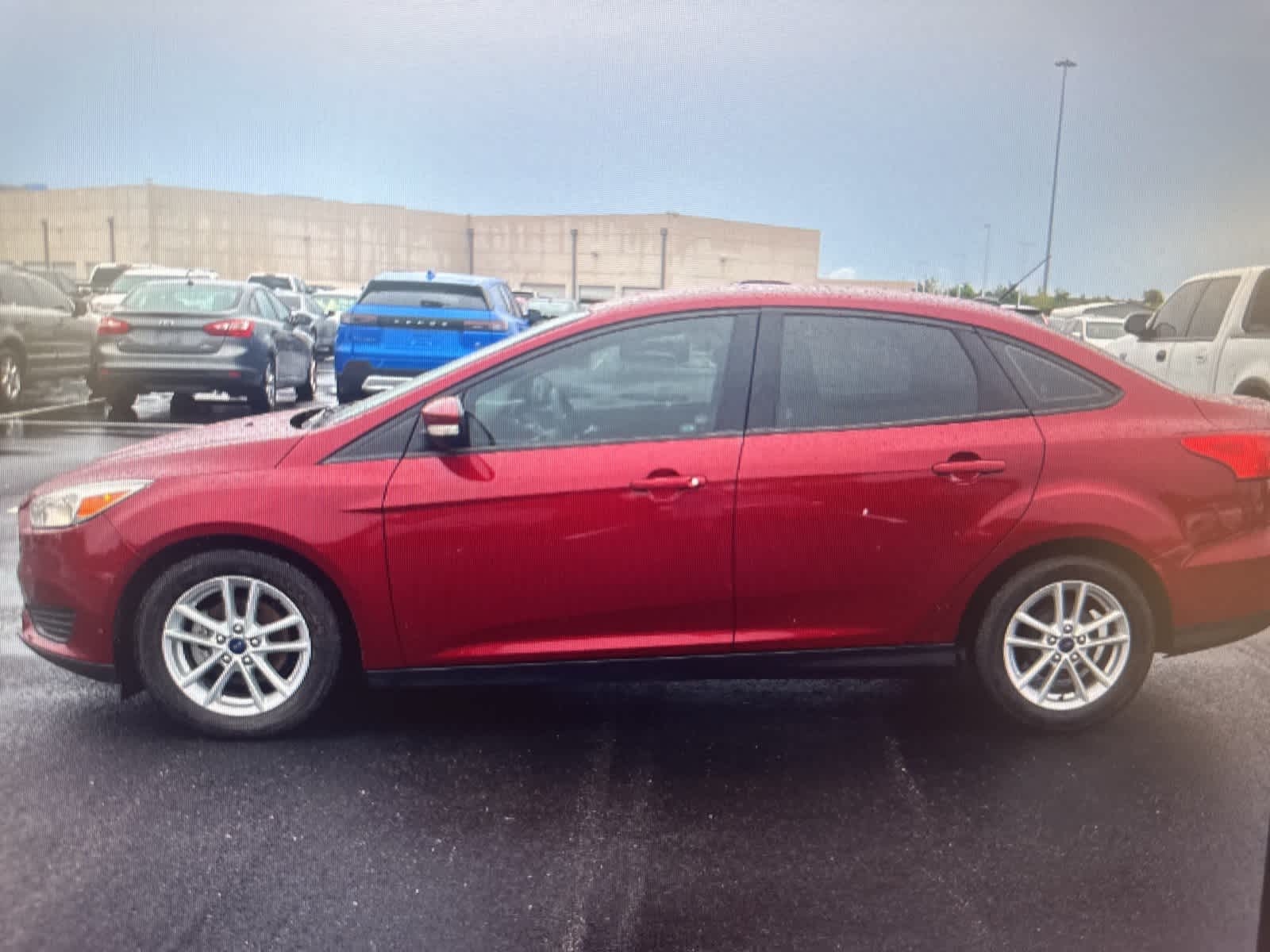 2015 Ford Focus SE 2