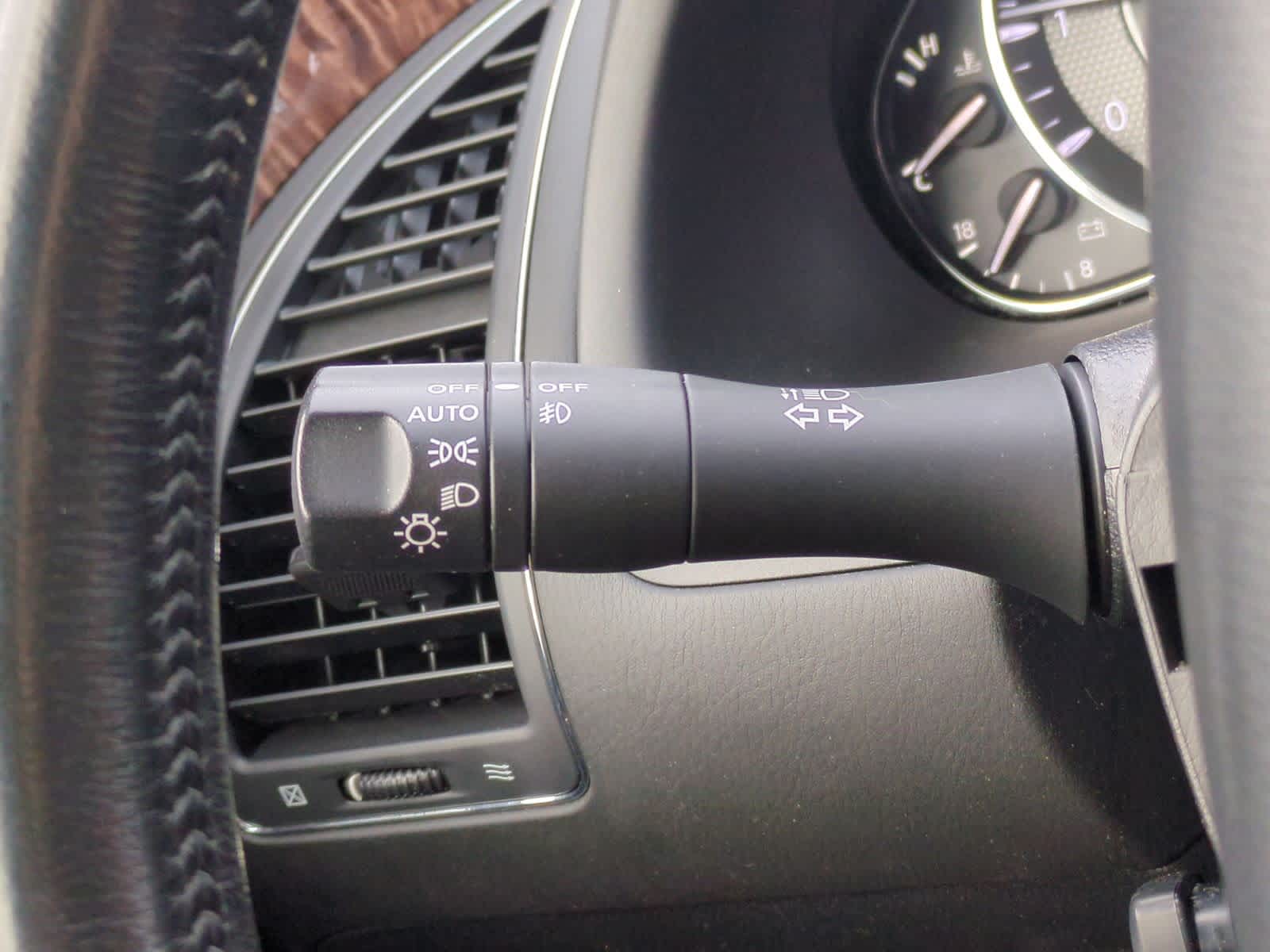 Thumbnail: 2019 Nissan Armada - 28