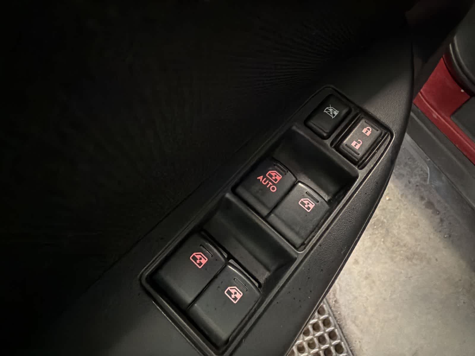 Thumbnail: 2013 Subaru Outback - 18