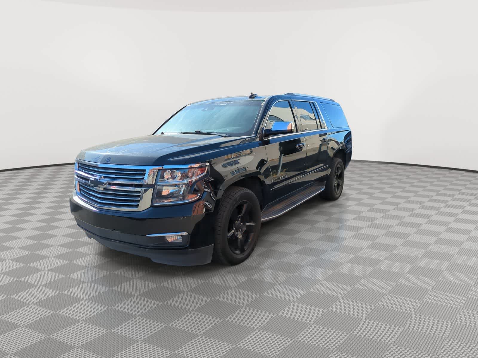 Thumbnail: 2020 Chevrolet Suburban - 4