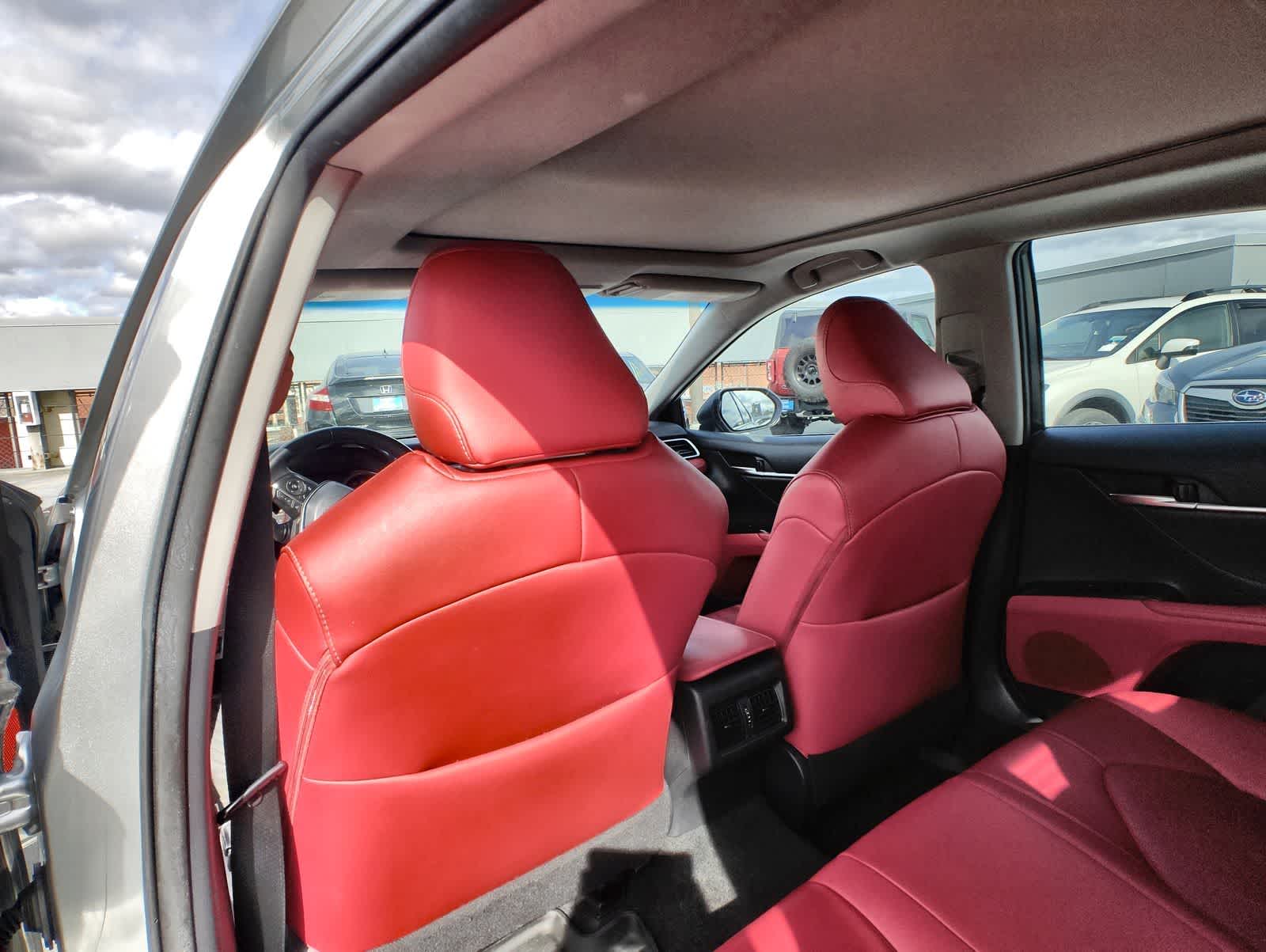 Thumbnail: 2018 Toyota Camry - 18