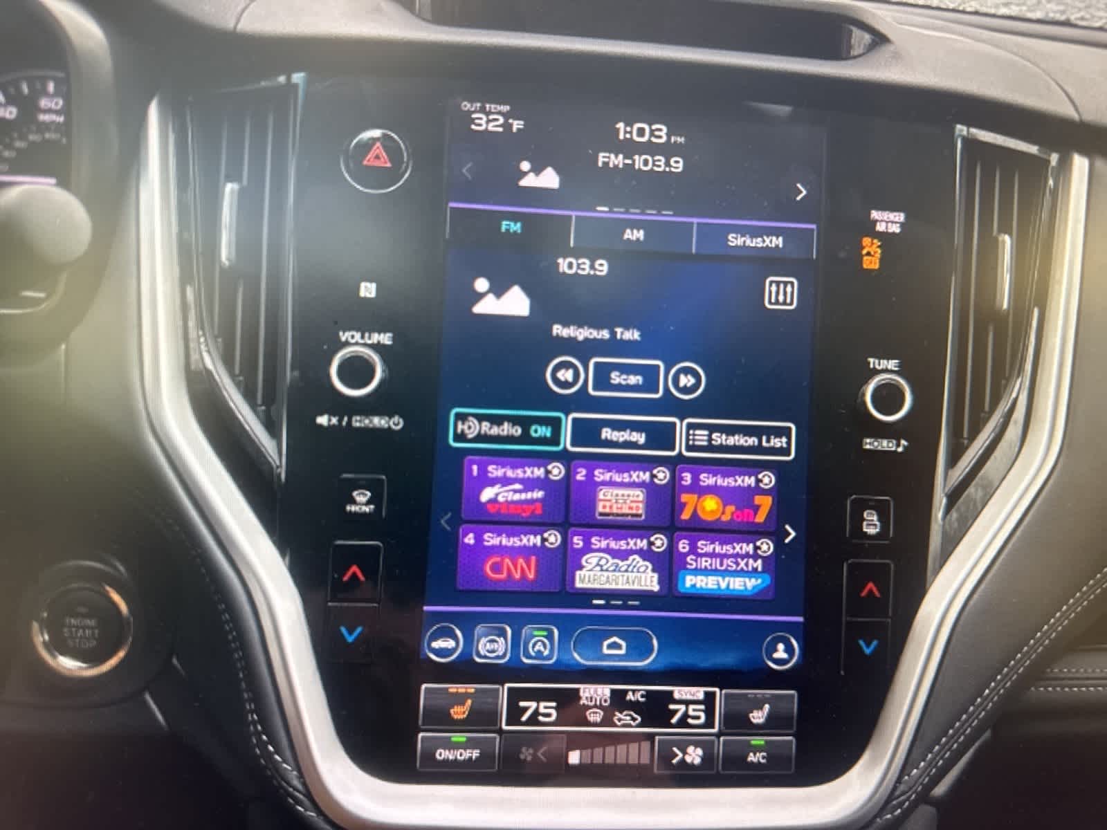 Thumbnail: 2022 Subaru Outback - 16