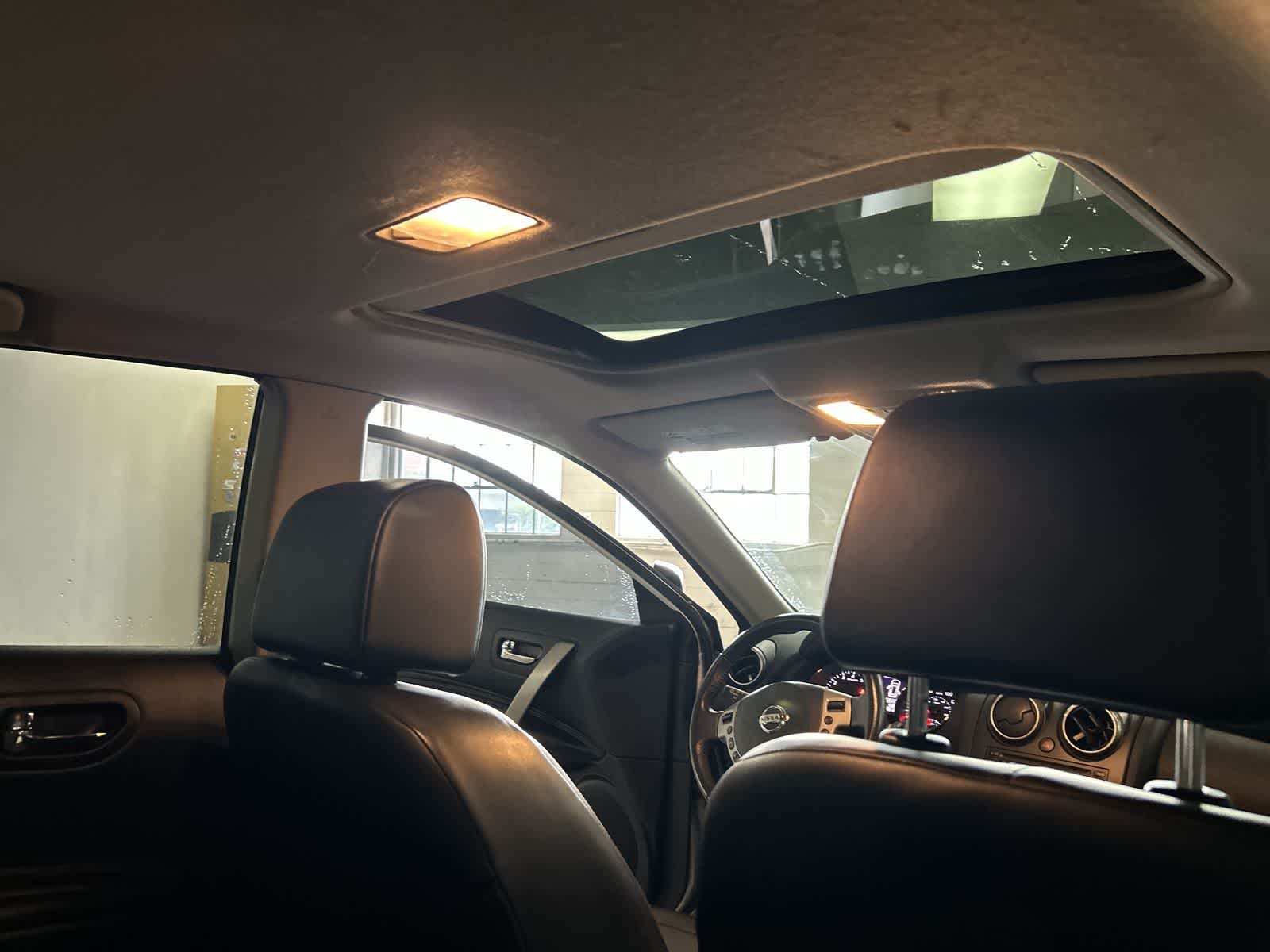 Thumbnail: 2013 Nissan Rogue - 15