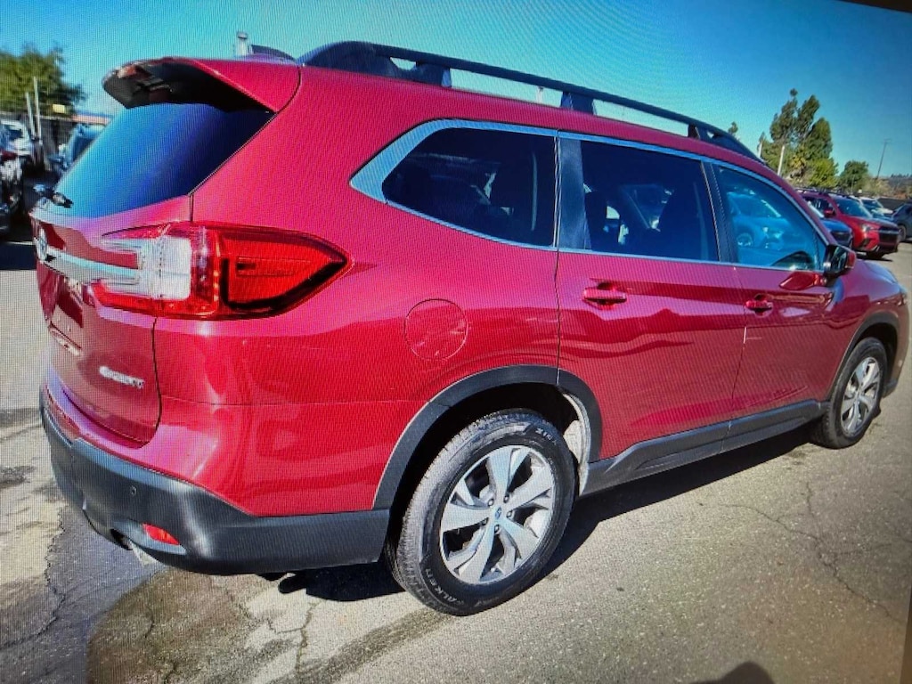 Used 2024 Subaru Ascent Premium SUV