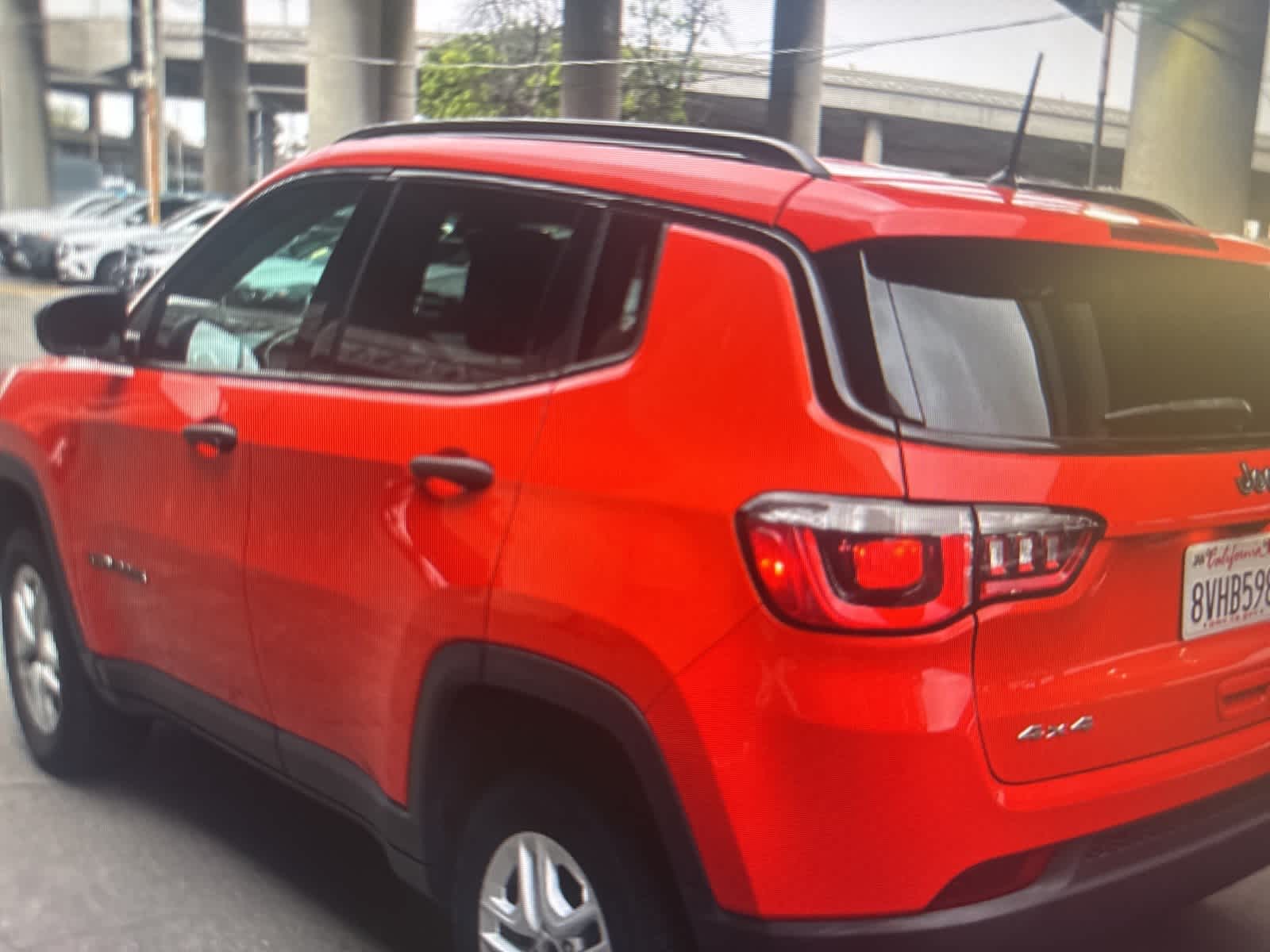 Thumbnail: 2018 Jeep Compass - 3