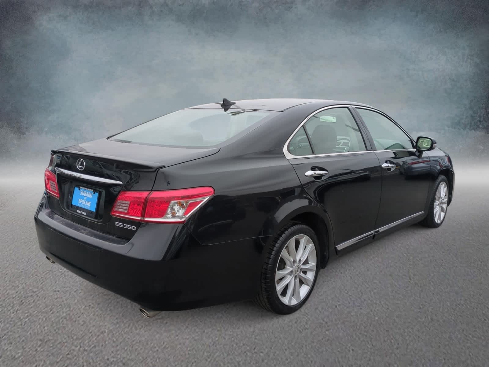 Thumbnail: 2011 Lexus ES - 8