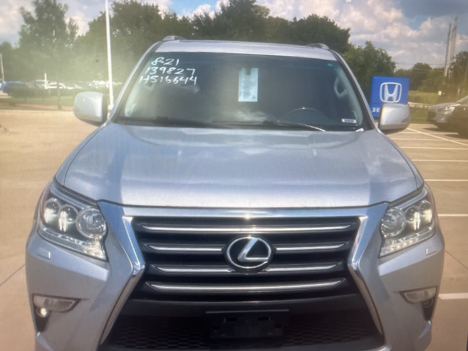 Thumbnail: 2017 Lexus GX - 8