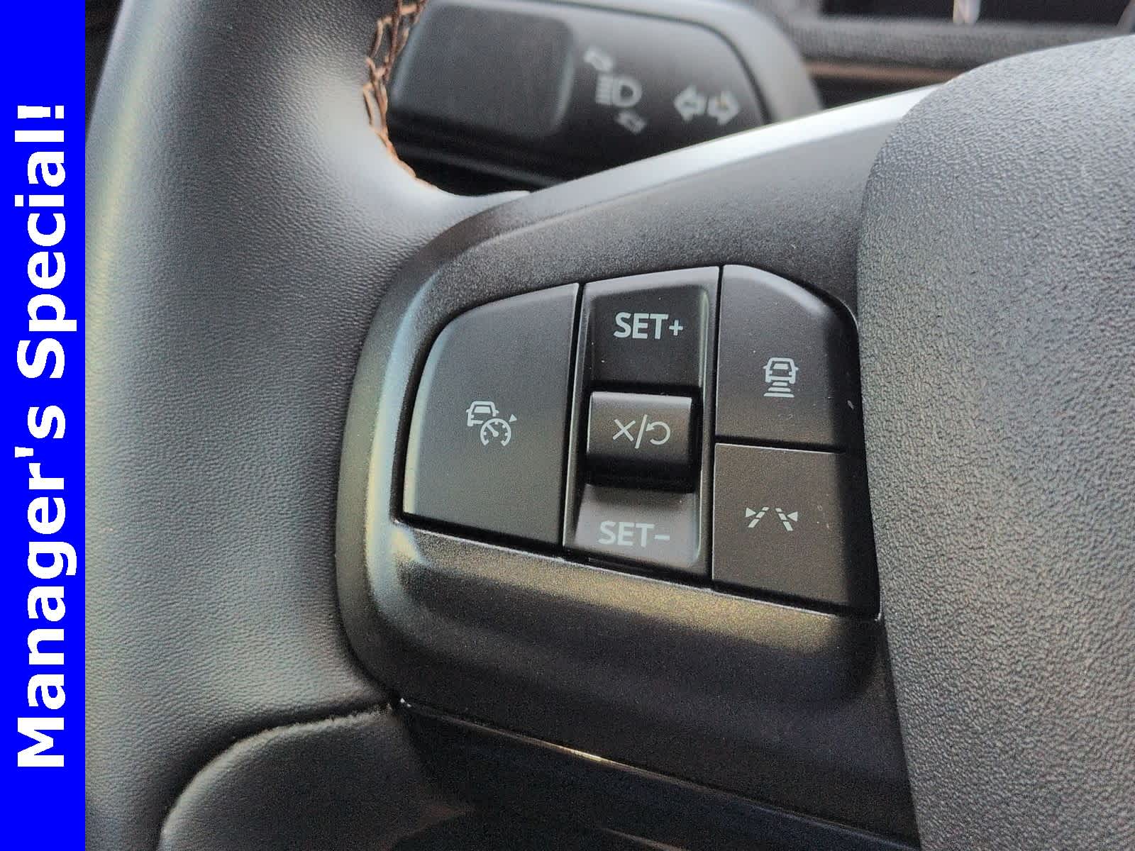 Thumbnail: 2022 Ford Mustang Mach-E - 24