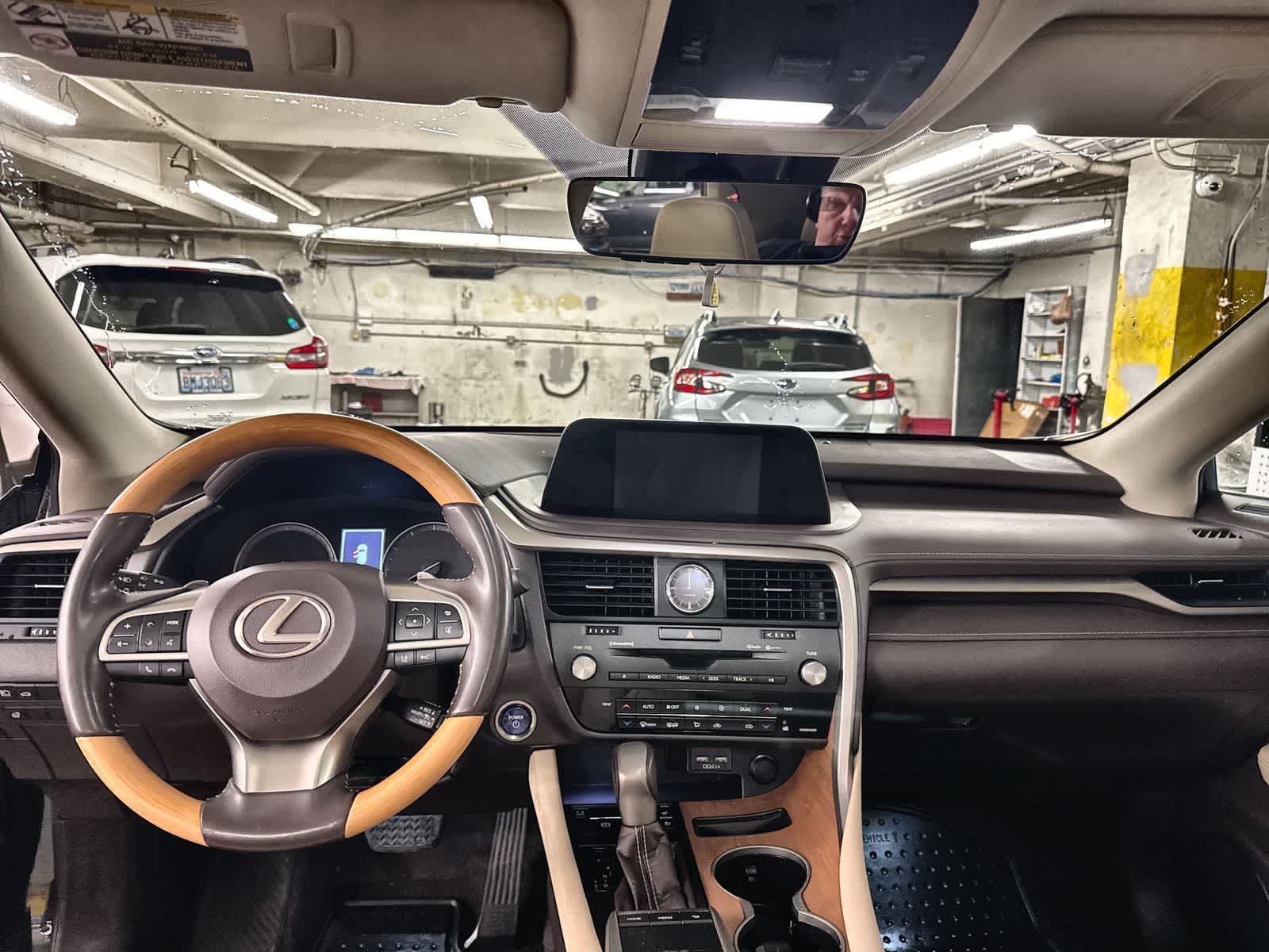 Thumbnail: 2020 Lexus RX - 15