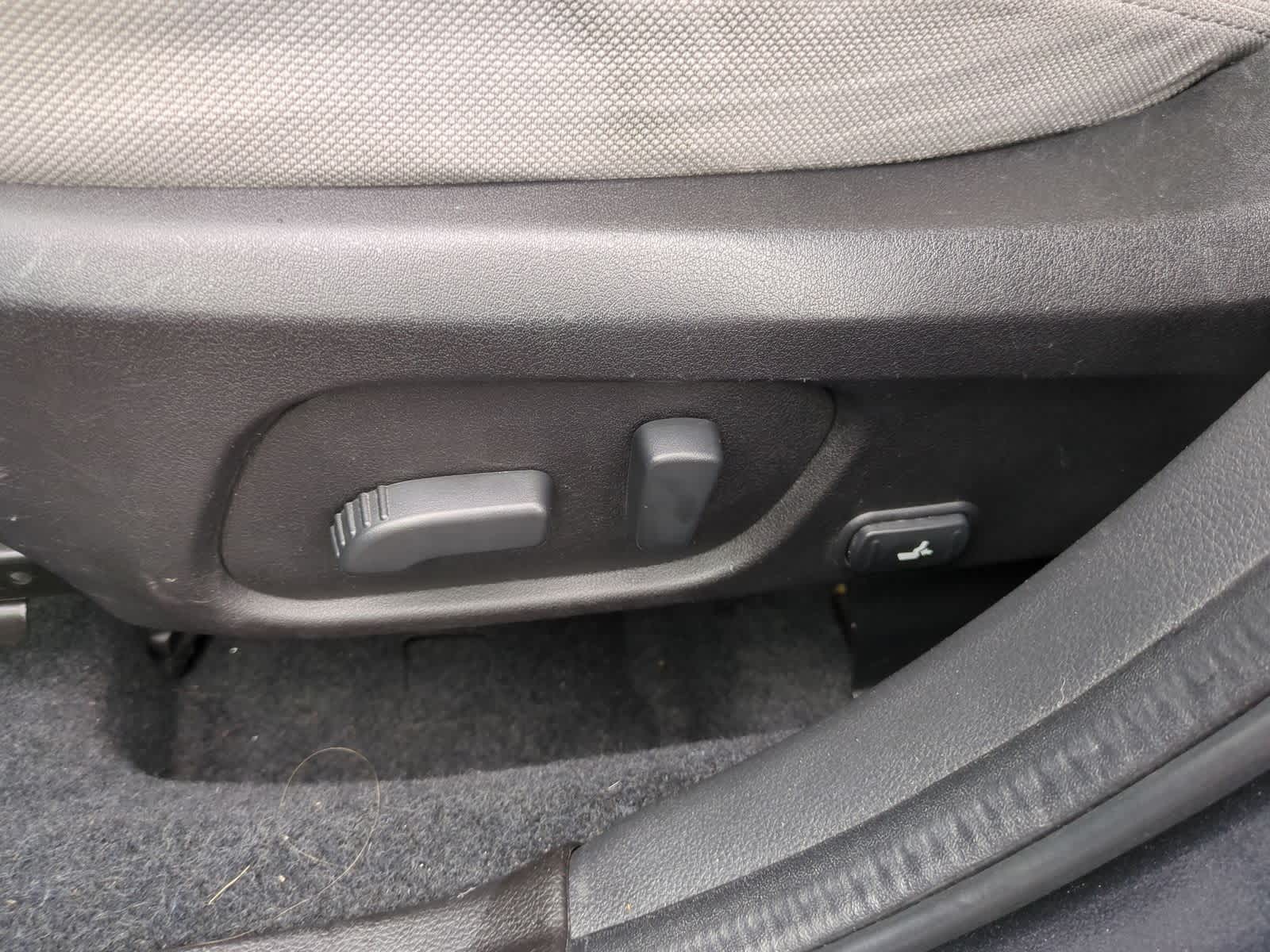 Thumbnail: 2017 Subaru Forester - 18