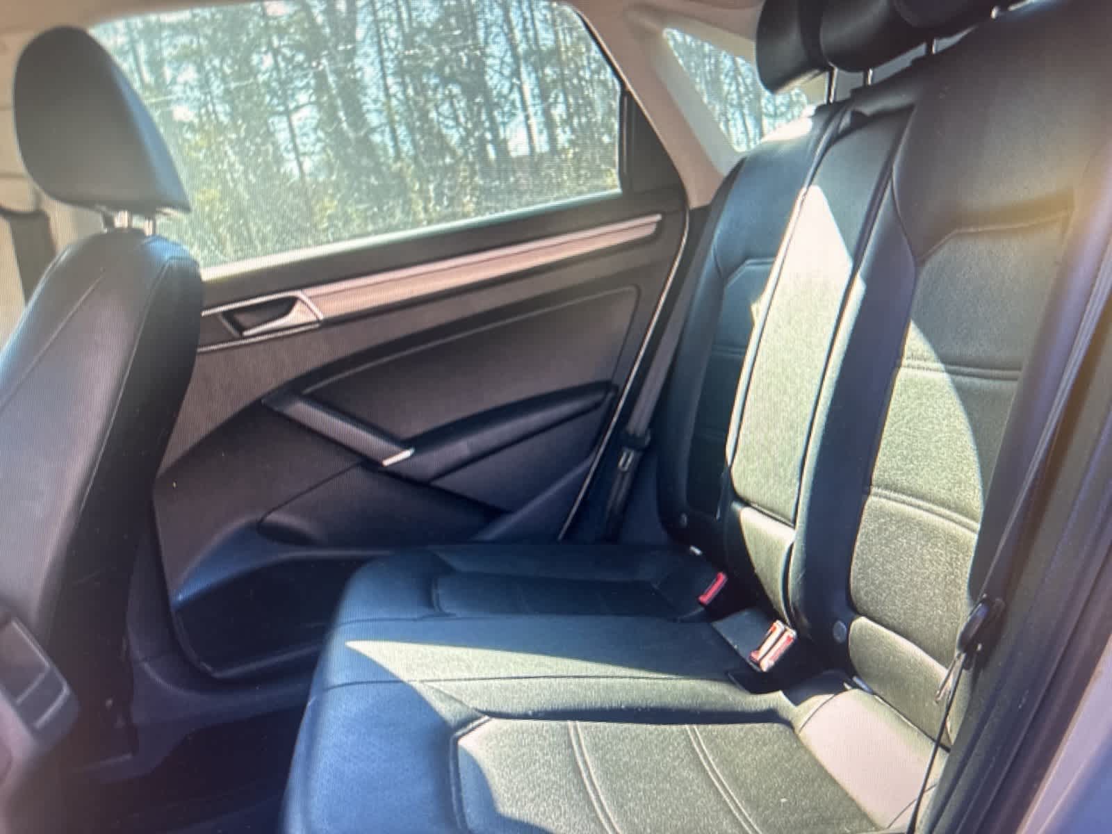 Thumbnail: 2018 Volkswagen Passat - 13