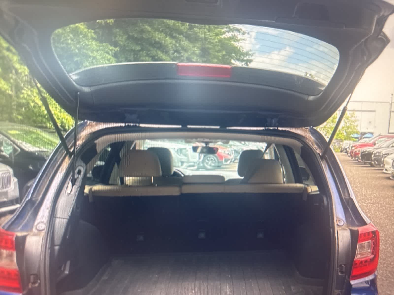 Thumbnail: 2017 Subaru Outback - 20