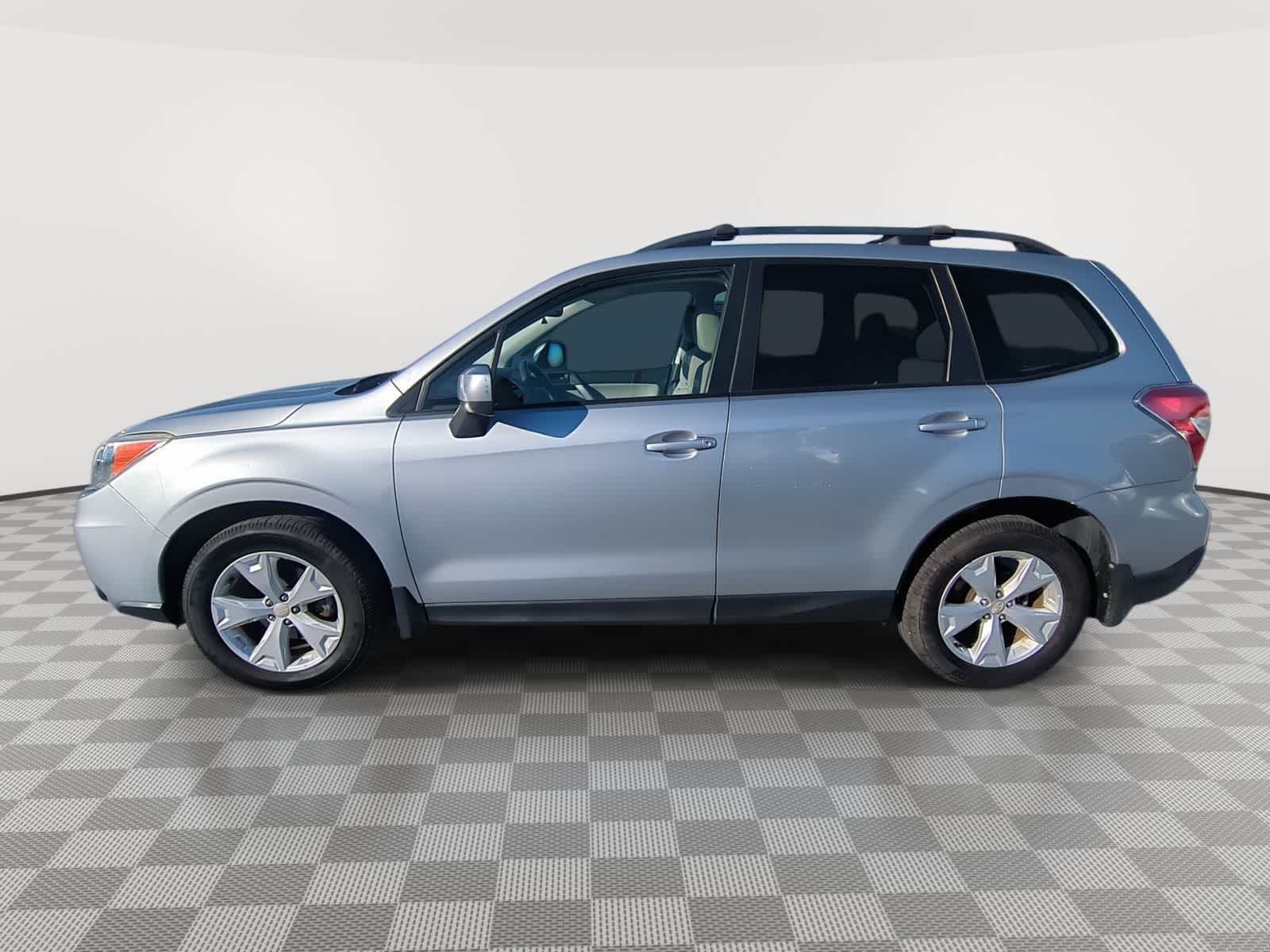 Thumbnail: 2015 Subaru Forester - 5