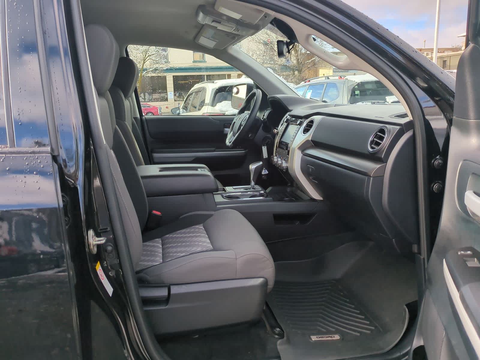 Thumbnail: 2019 Toyota Tundra - 21