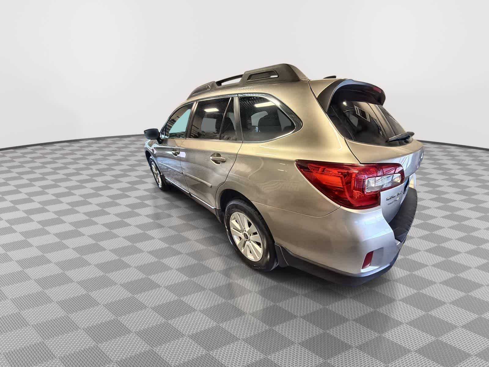 Thumbnail: 2016 Subaru Outback - 6