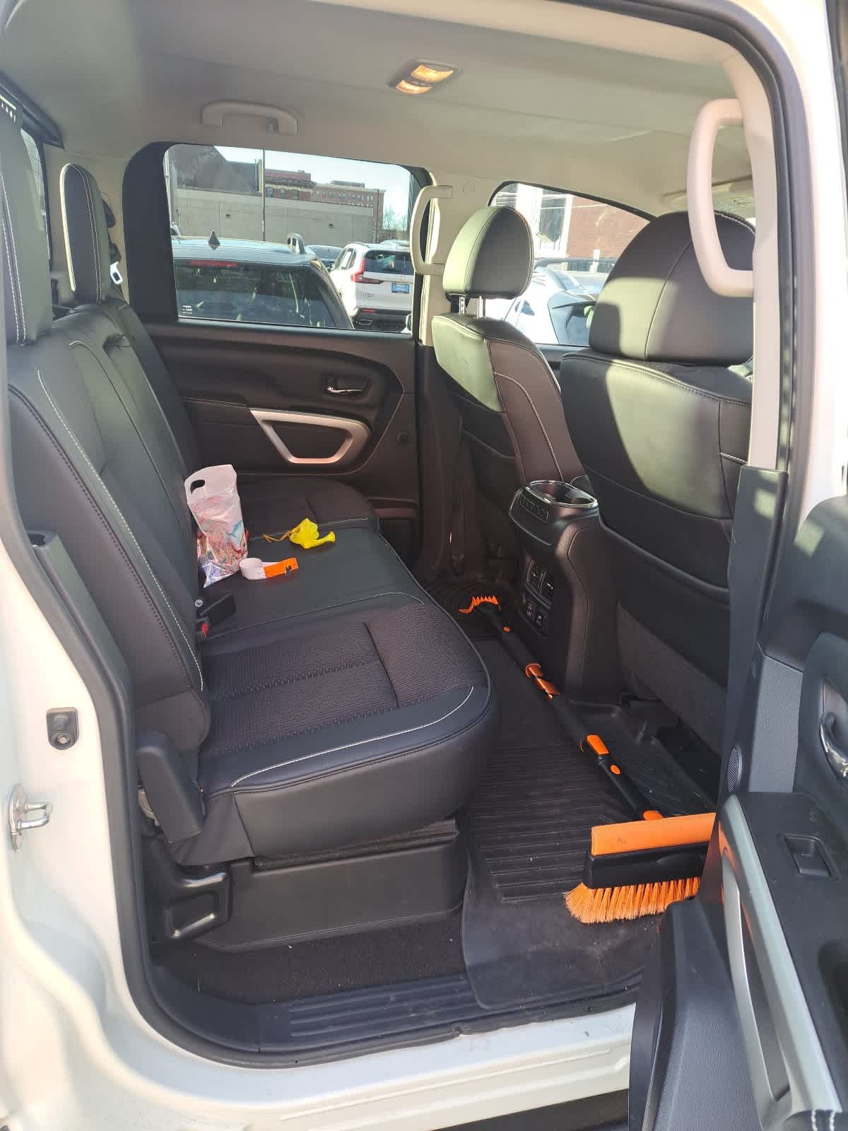 Thumbnail: 2019 Nissan Titan - 6