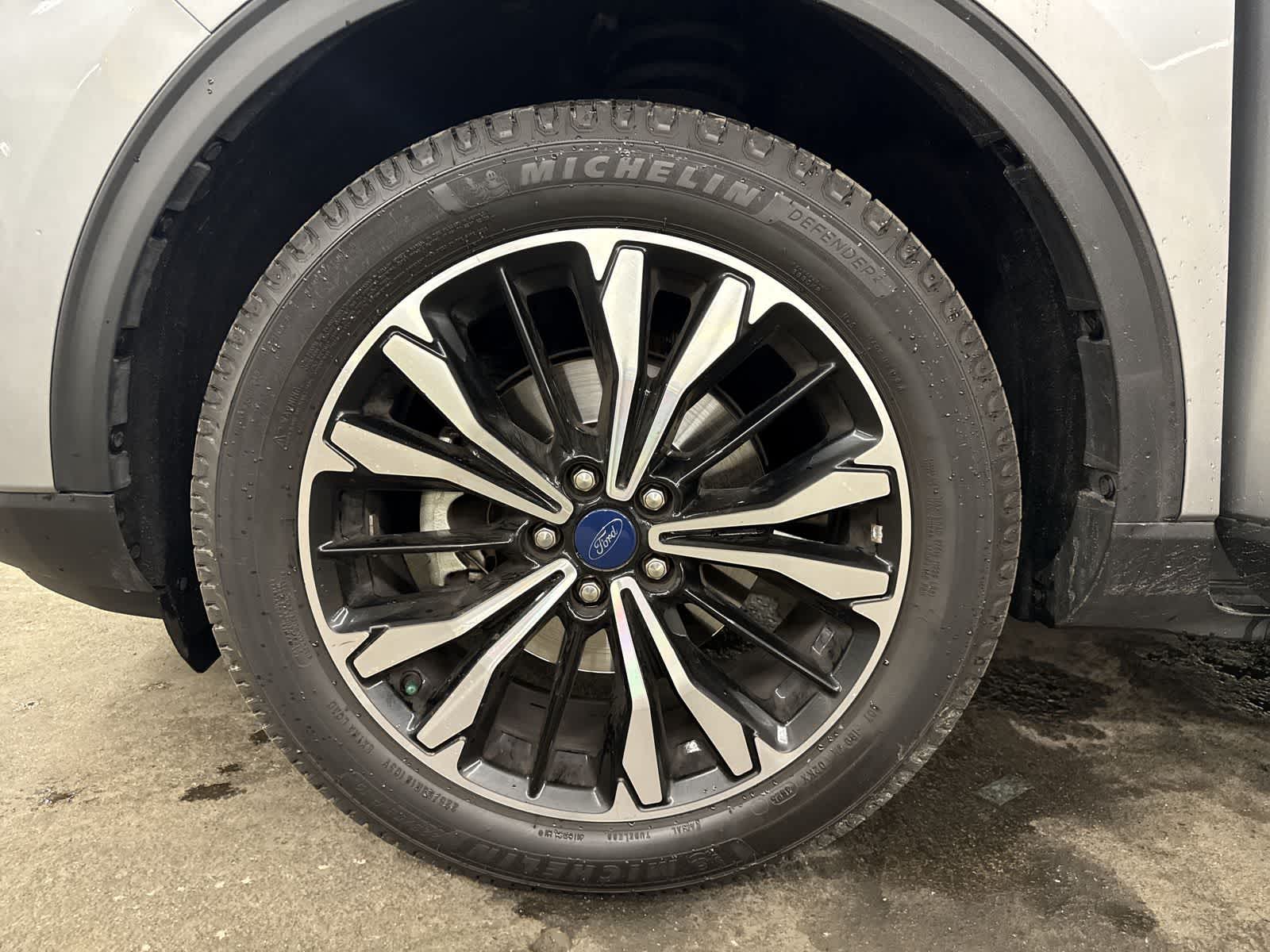 Thumbnail: 2022 Ford Escape - 13