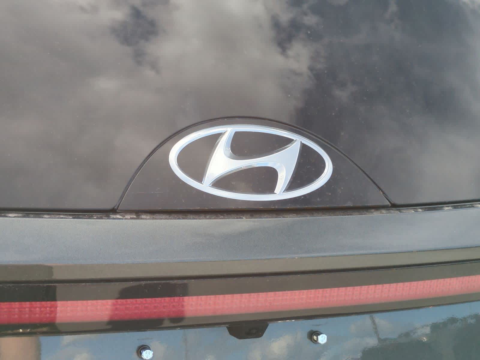 Thumbnail: 2022 Hyundai Tucson - 12