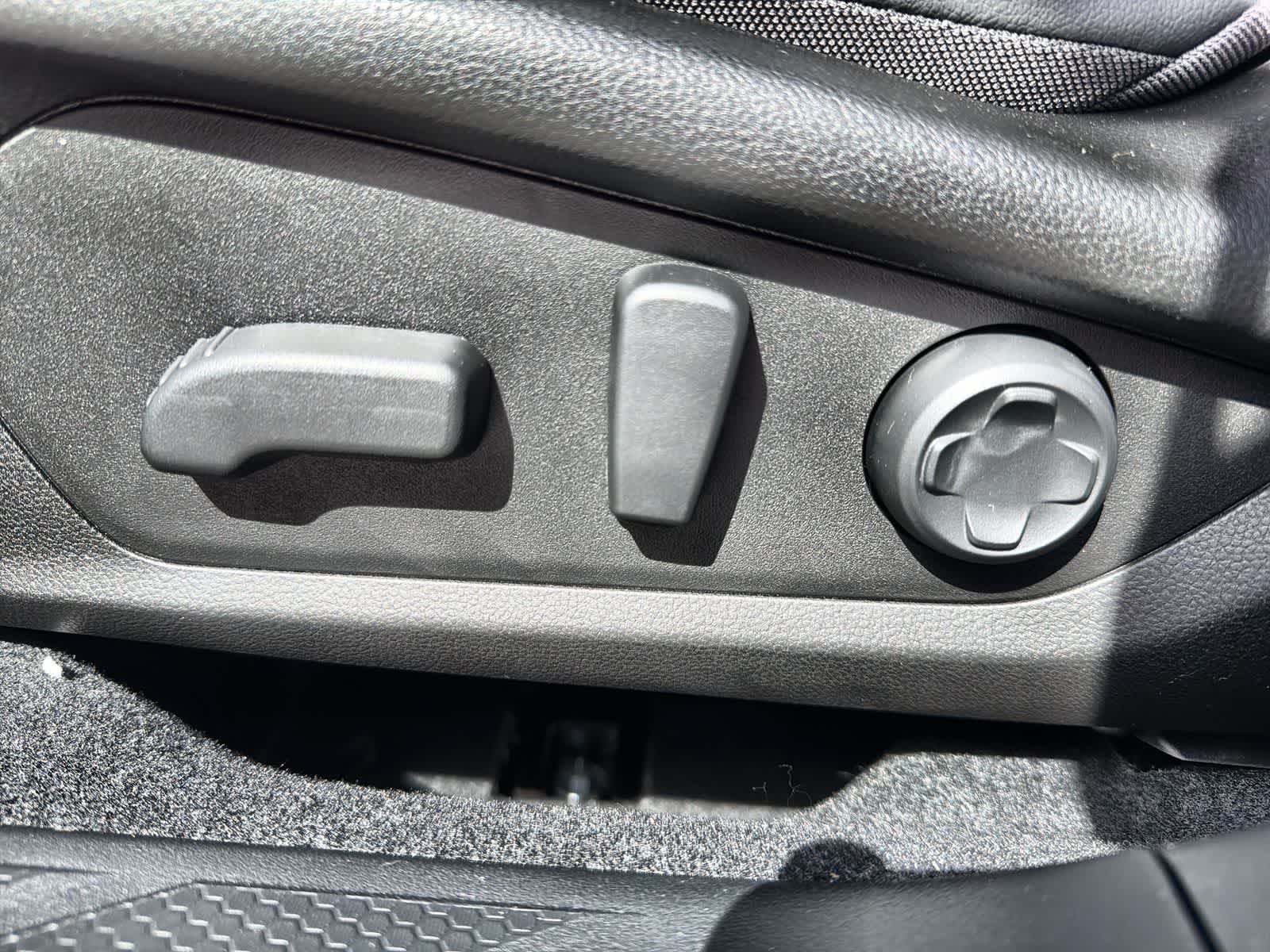 Thumbnail: 2026 Subaru Outback - 18