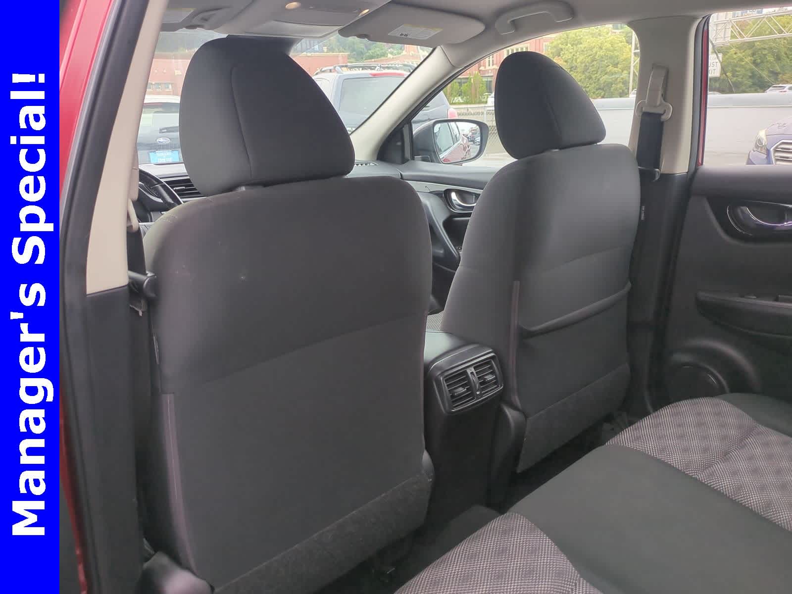 Thumbnail: 2022 Nissan Rogue Sport - 19