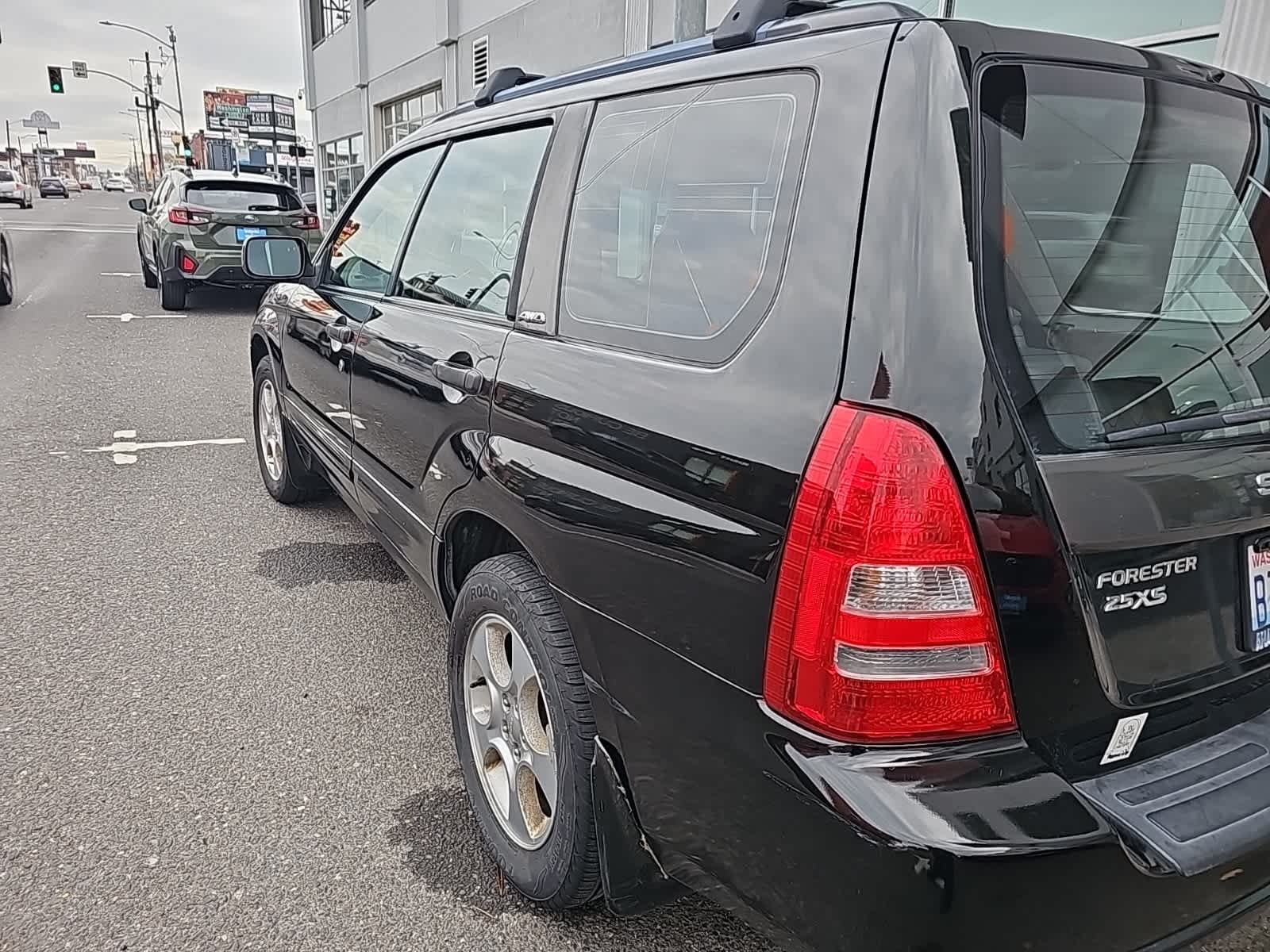 2004 Subaru Forester photo 4