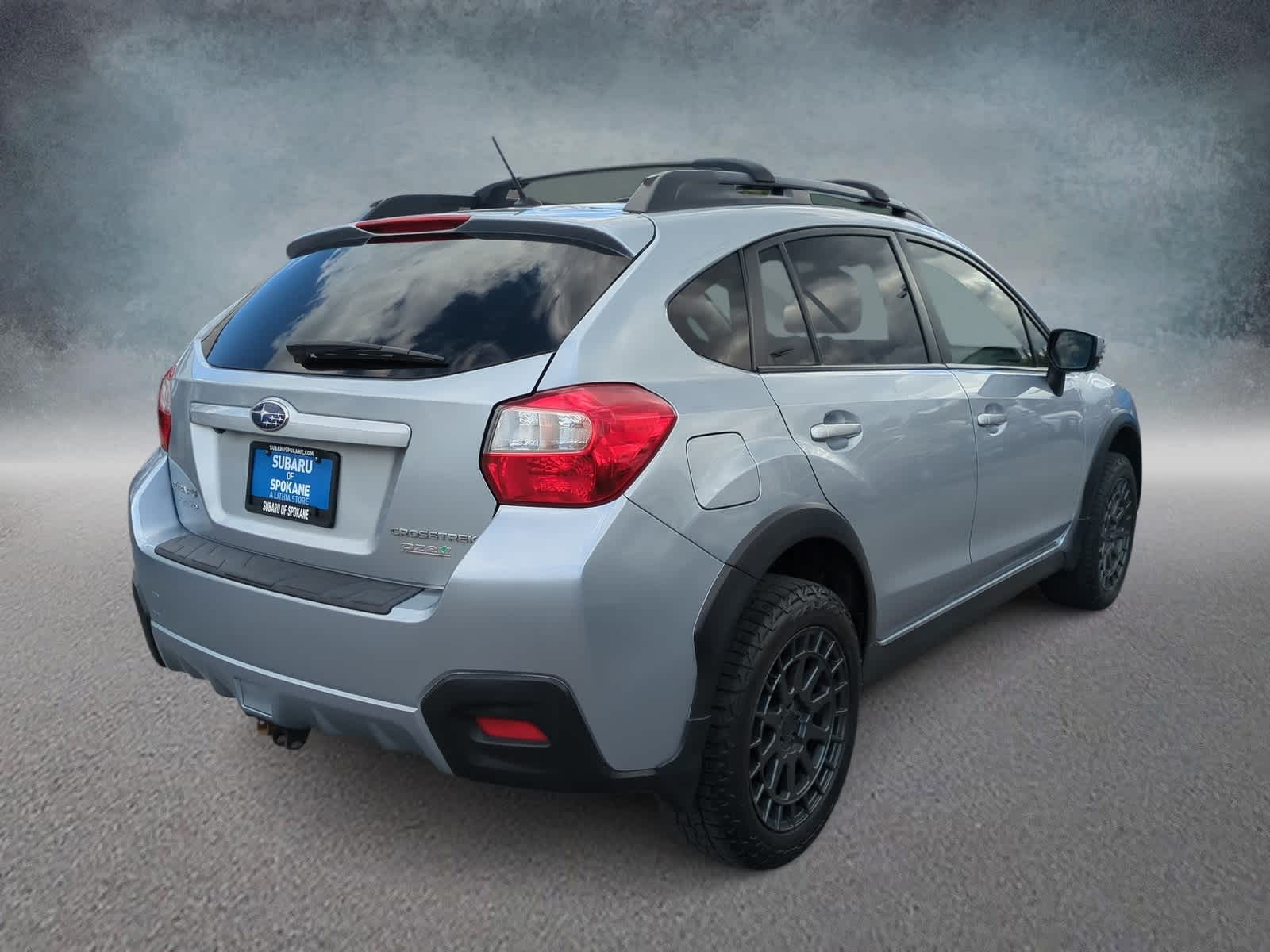 Thumbnail: 2017 Subaru Crosstrek - 8