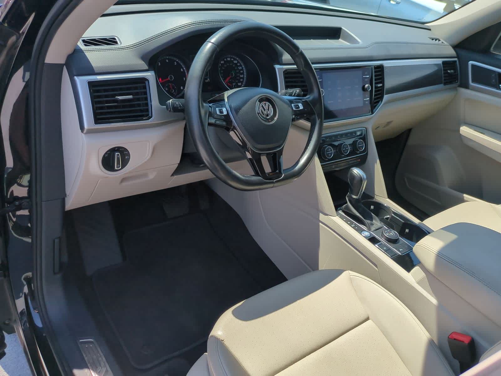 Thumbnail: 2018 Volkswagen Atlas - 10