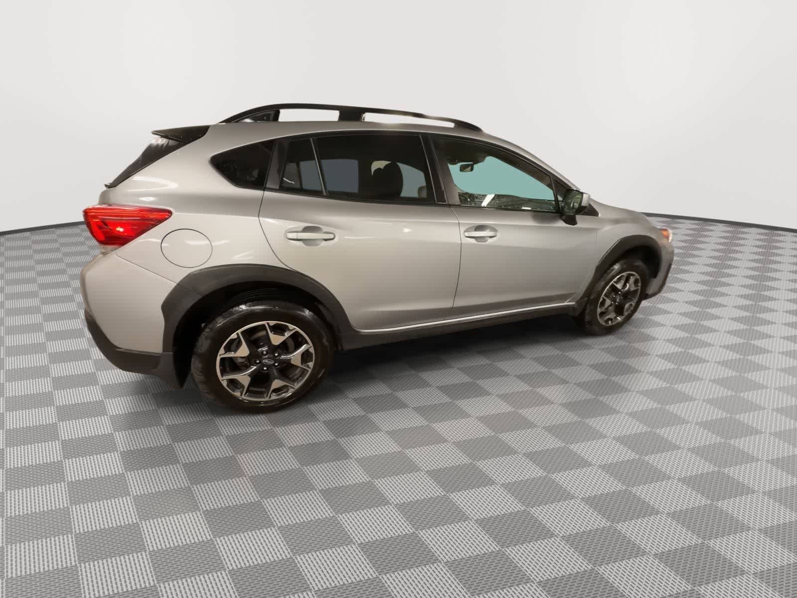 Thumbnail: 2020 Subaru Crosstrek - 8