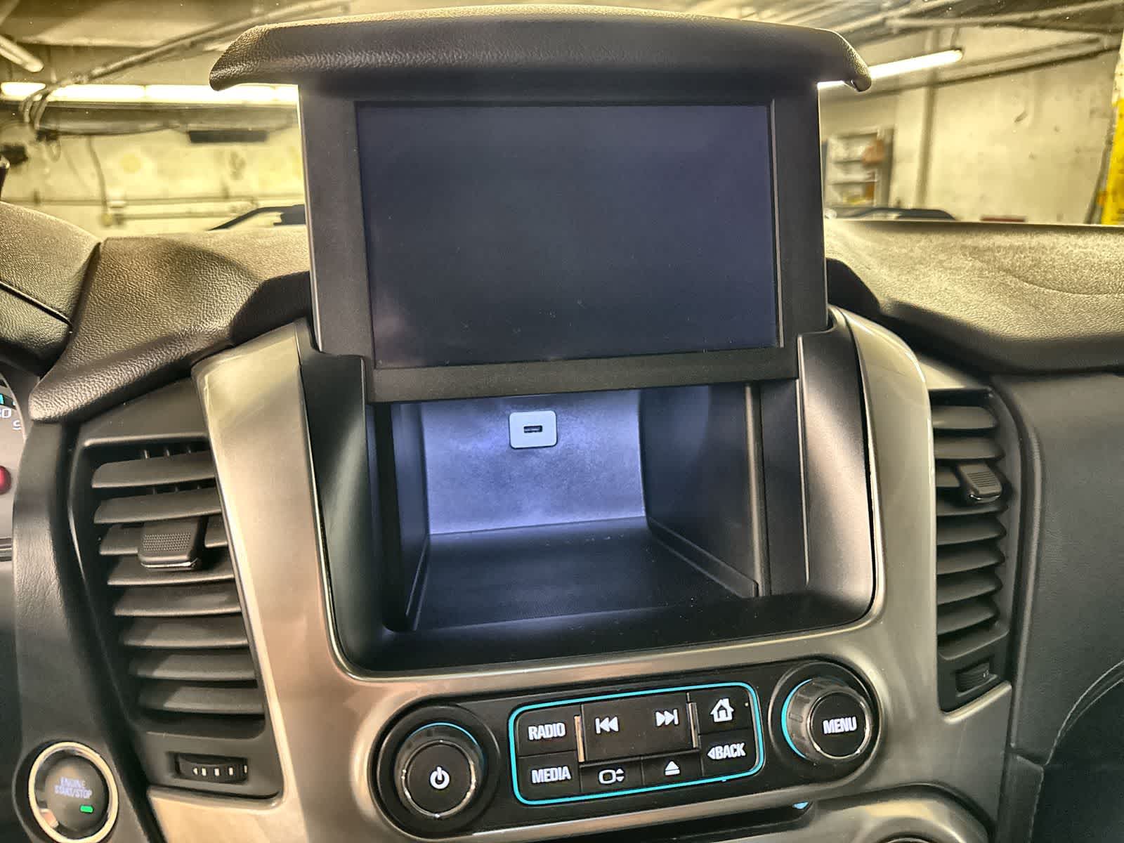 Thumbnail: 2018 Chevrolet Tahoe - 27