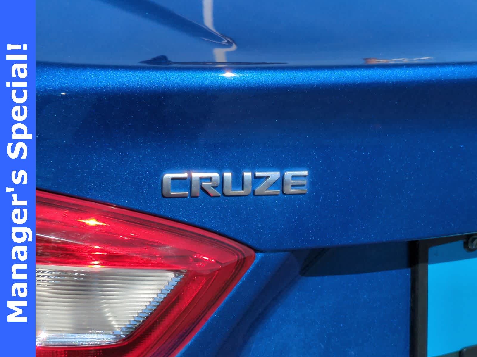 Thumbnail: 2018 Chevrolet Cruze - 13
