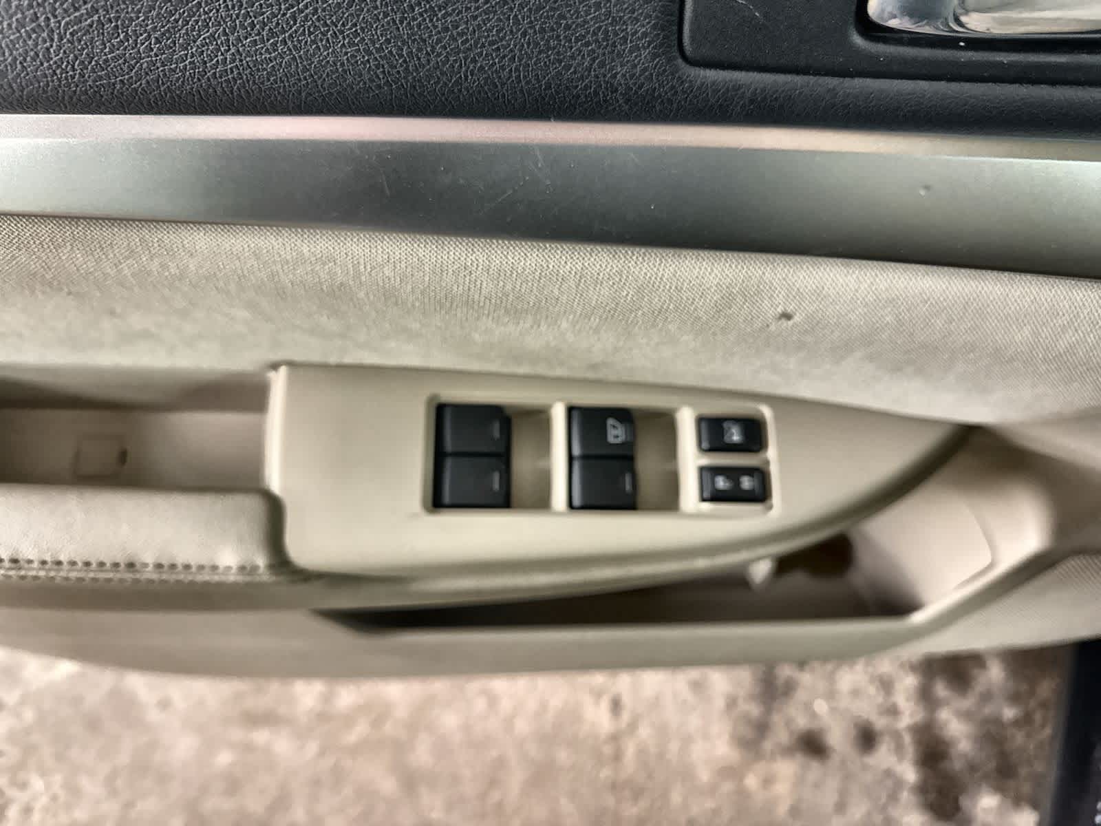 Thumbnail: 2011 Subaru Outback - 15