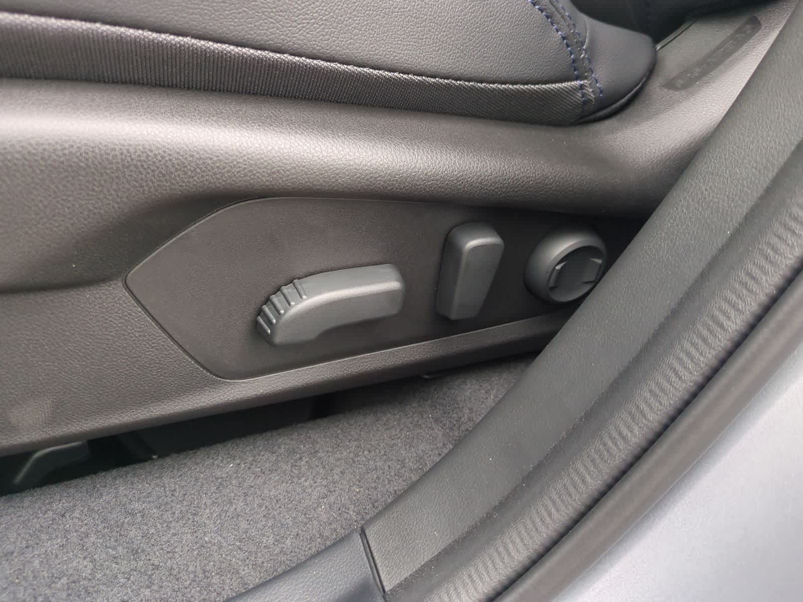 Thumbnail: 2025 Subaru Forester - 18