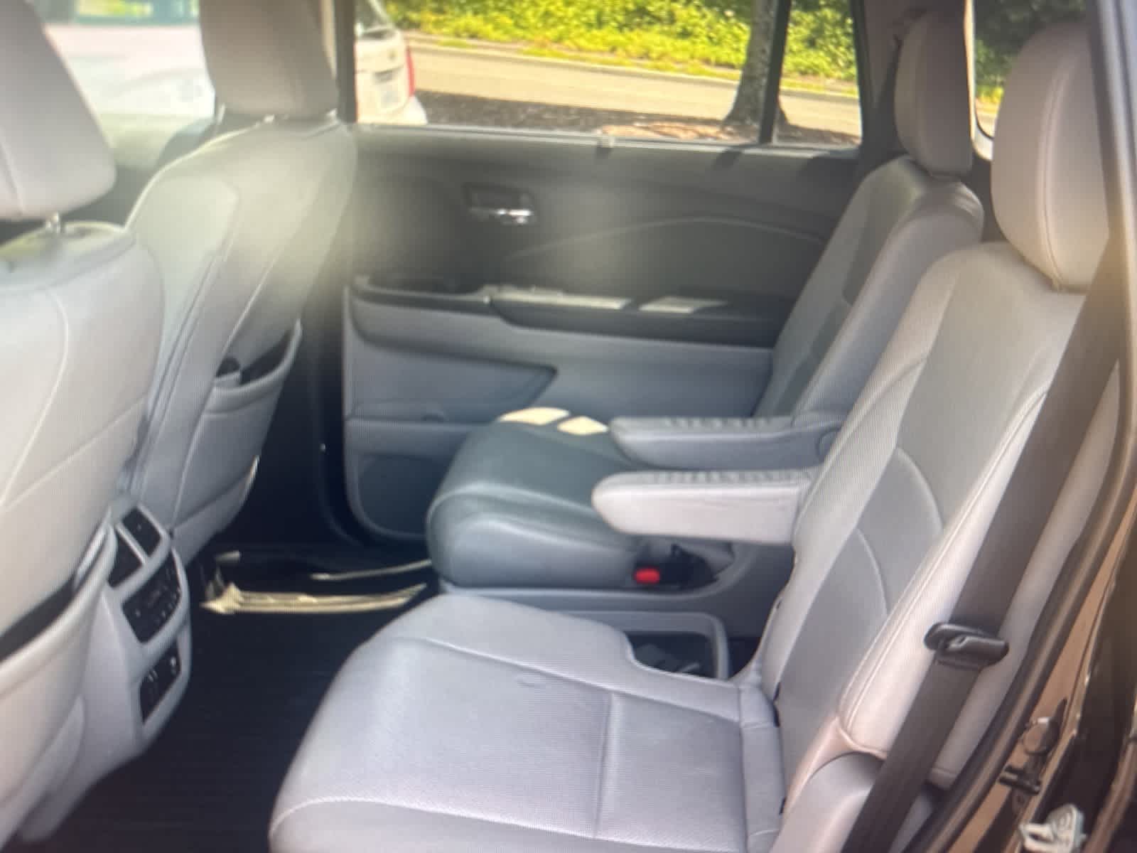 Thumbnail: 2019 Honda Pilot - 13