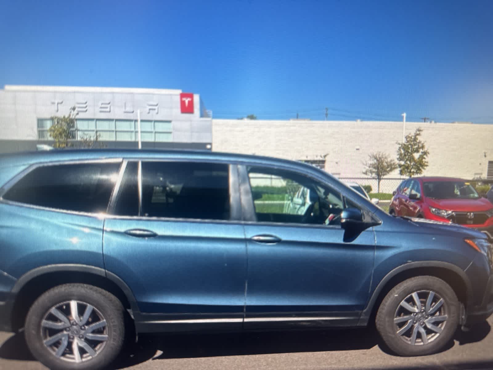Thumbnail: 2019 Honda Pilot - 6