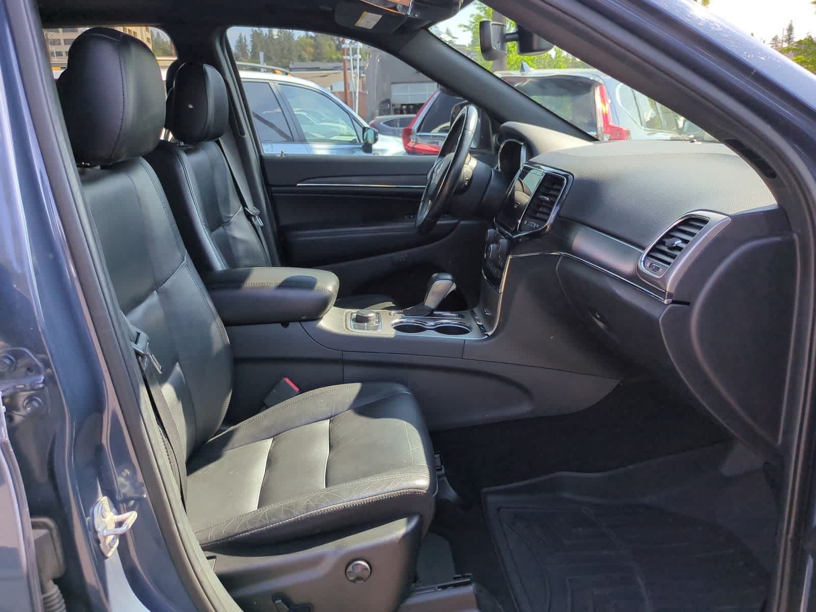 2020 Jeep Grand Cherokee Limited Edition 23